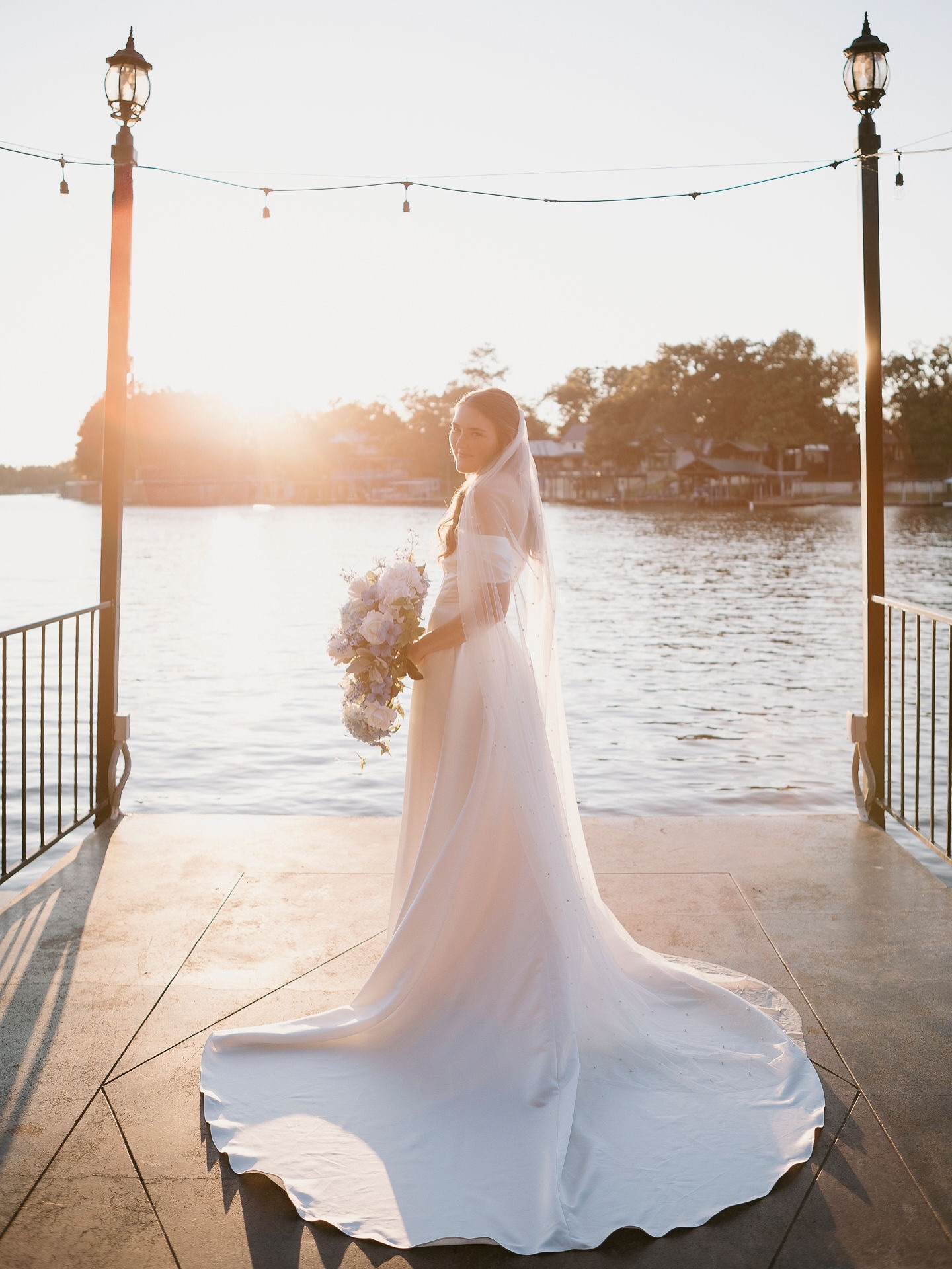 introducing the radiant Mrs. Muse 🌞🌞🌊🚤