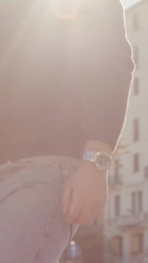 🔹 Offizieller Händler: Jenni Uhren AG
Besuche uns auf 👉 www.jenni-uhren.ch
The Yangtze Jiangtun Limited Edition, a special version of our Aquis Date 43.50 mm created in support of the Changjiang Conservation Foundation and its mission to save the critically endangered Yangtze finless porpoise. Change comes when we work together.
#Oris #AquisDate #YangtzeJiangtun