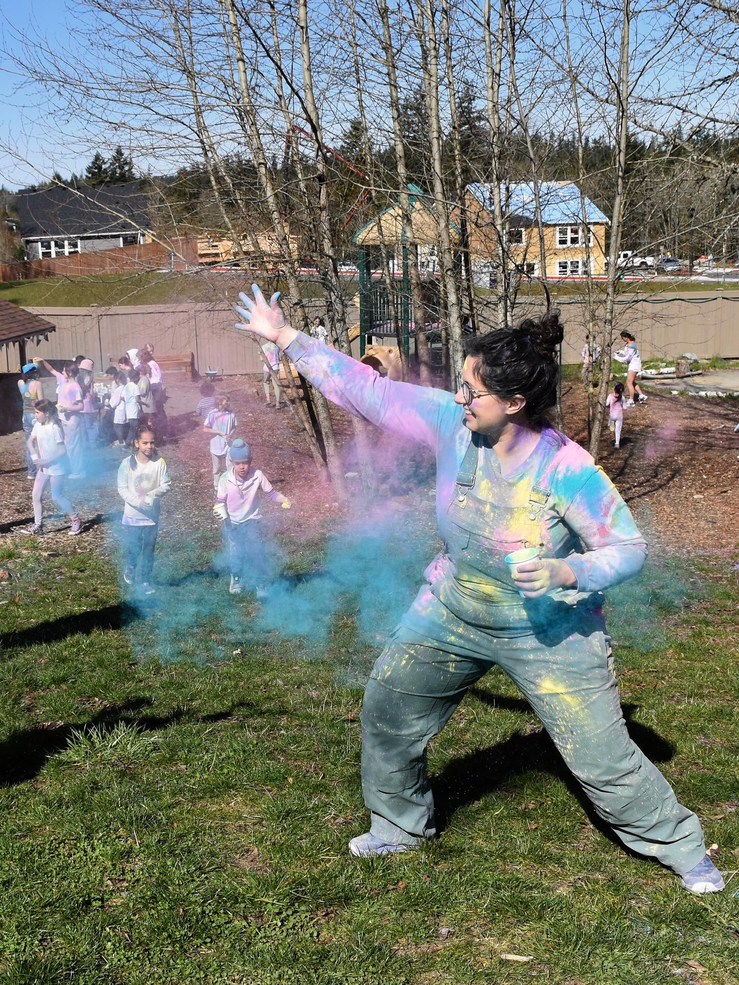 🌈🎉Last Friday, Student Council was excited to bring the Holi Celebration to Eastside Community School. Holi is celebrated by millions of people around the world. This event brought the community together, celebrating our differences and uniting us with an abundance of color..🎨✨
Photo credit: Jennifer W., KayAnna C., Kelly J.
#ECS #eastsidecommunityschool #waldorf #holicelebration #festivalofcolors
