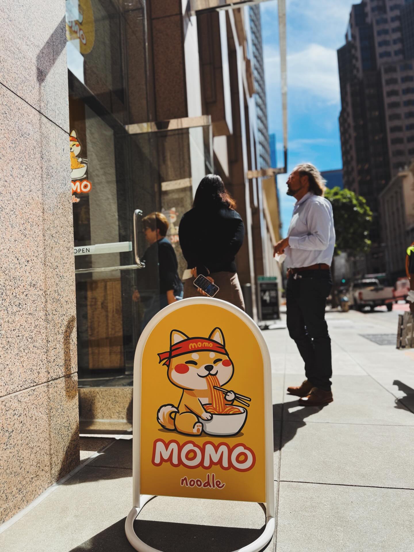 Follow this pup 🐶🍜
He’s got your noodle fix.
Good mood. Happy all day. ✨
#MOMOnoodle #SanFranciscoEats #SichuanFood #lunchinsf #DowntownSF