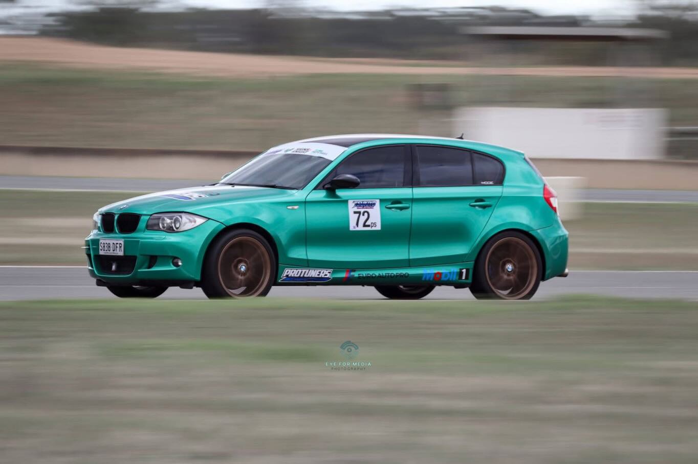 Great day out at @tsukiyo_time_attack_sa lots of fast cars and drivers tearing up Mallala Racetrack! We recommend you to join either as a driver or spectator next year. There is something for everyone, from base production cars to complete race cars 🔥
We struggled to keep up with the Green Machine that is completely stock and bought from Pickles site unseen 🤣 nevertheless, we hit our goals of sub 1:30 and to enjoy the day 👌🏻
We’ll be back next year!