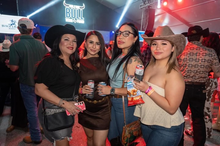 Bar-B-Que. Boots. Busch Light.
🍻
Our activation team was on-site at Rodeo Houston providing premium production services at 100.3 The Bull's Honky Tonk tent.
Learn More 👇
myVIPlife.com