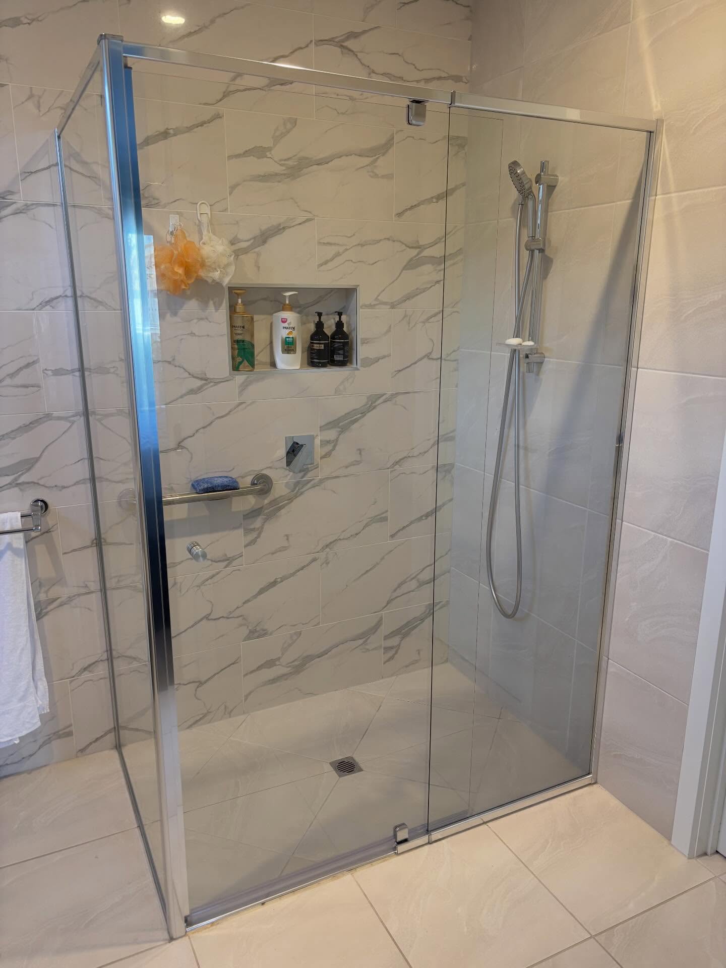 Sill-less semi-framed shower screen installed today in Clyde North. Designed for disability access, these retain the same great features of the standard semi-framed screen range!