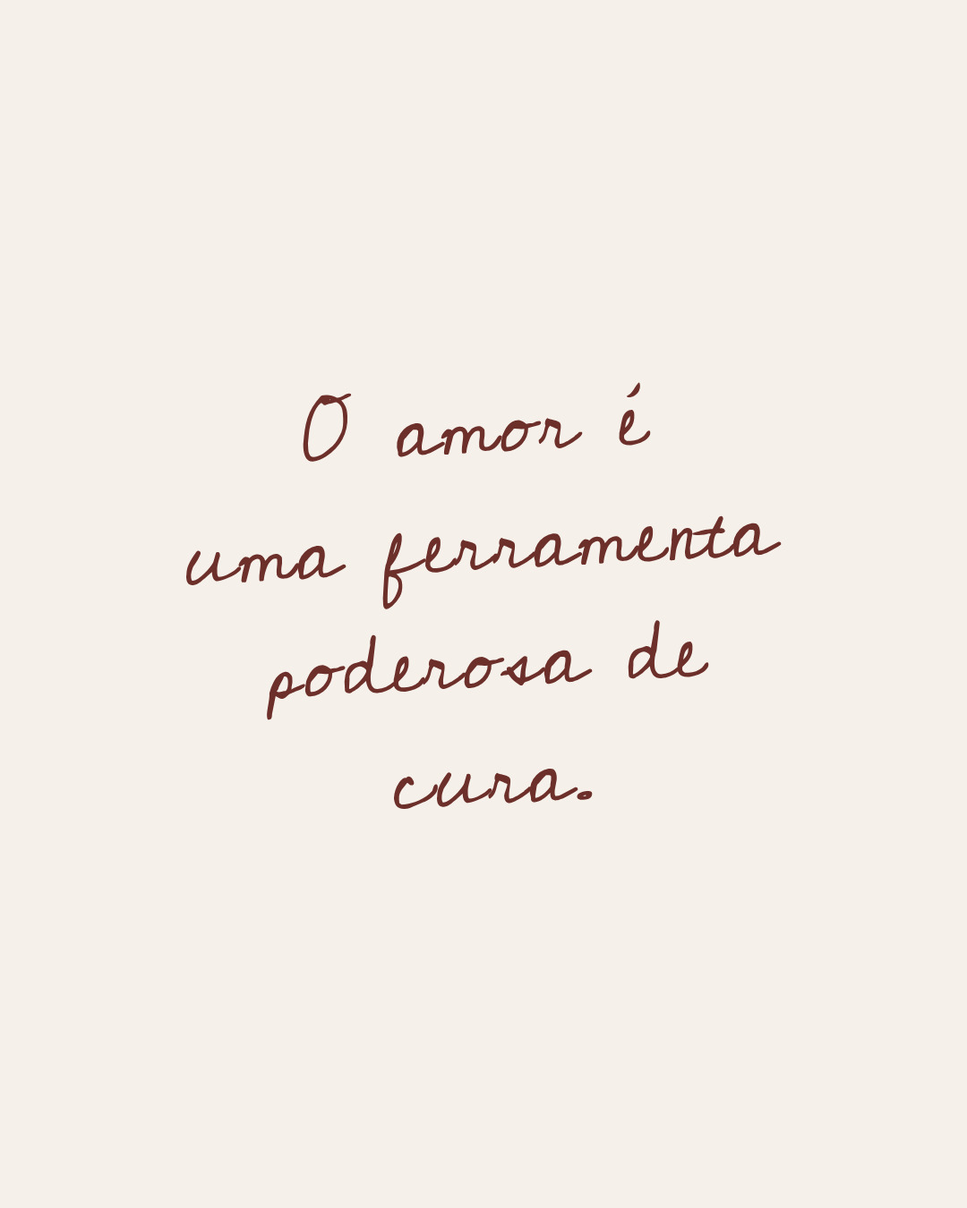 O AMOR É UMA FERRAMENTA DE CURA
Seguidamente repito essa frase…
Eu sei que ela pode soar “clichê” mas, se tem algo que aprendi nos últimos anos, é que não existe nada capaz de curar tão bem quanto o amor e o apoio dos seus nas fases difíceis pós diagnóstico, do que a compaixão e a capacidade de acolher, respeitar e amar o próximo independente das limitações físicas impostas pelas doenças neurológicas.
Eu sou muito feliz em ter sido escolhida por Deus para ser testemunha do amor e cuidado de tantas famílias que enfrentam os desafios de mobilidade com perseverança e apoio. 💜