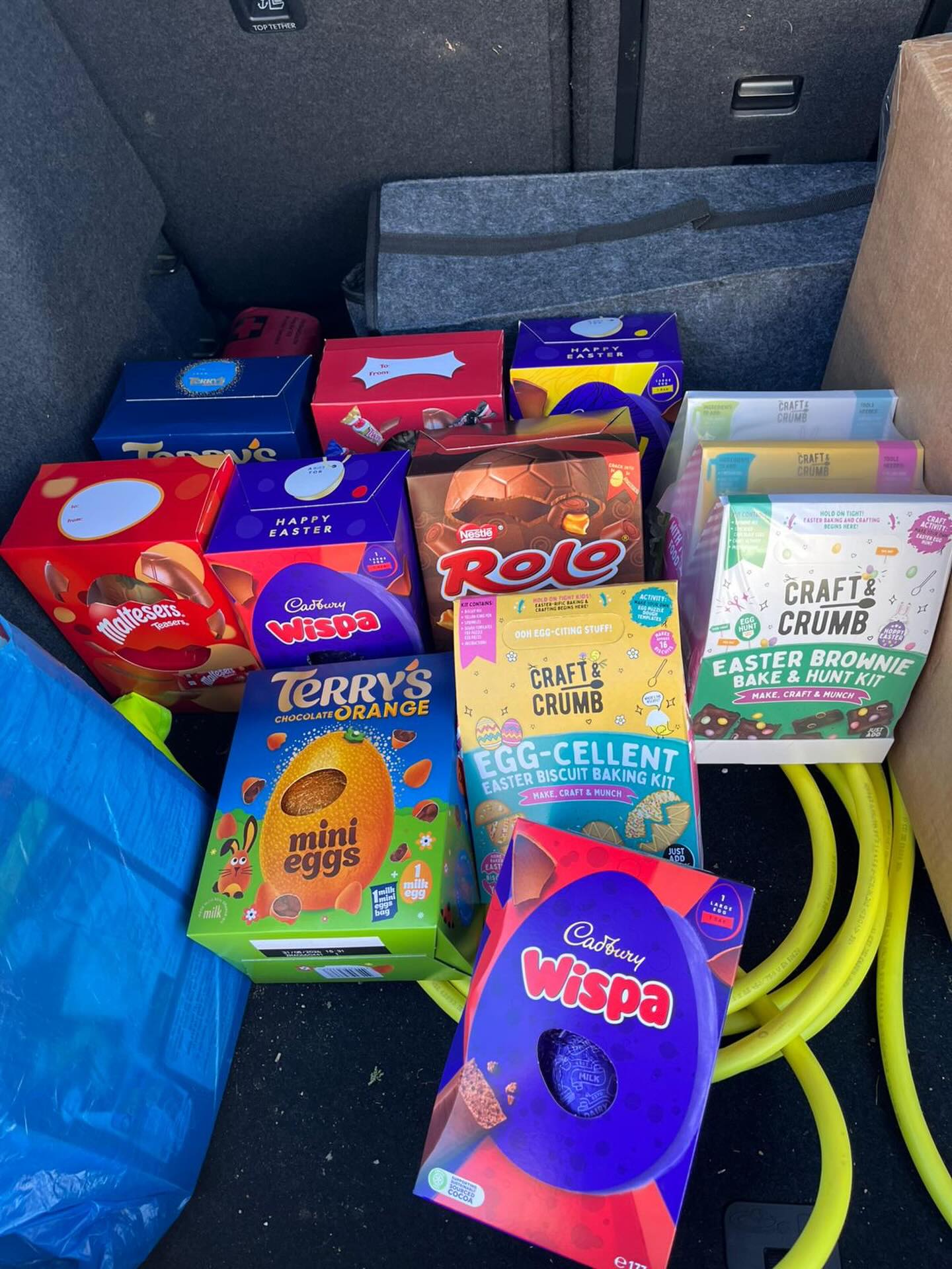 🐣 Car boot photo from one of ALL4U’s Supervising Social Workers , off on visits to the young people delivering 🚗Easter Eggs and Baking kits … yum!! 🐣
If you’d like to know more about fostering with us call us : 01959 535025
#caring #fosteringsaveslives #MakeADifference