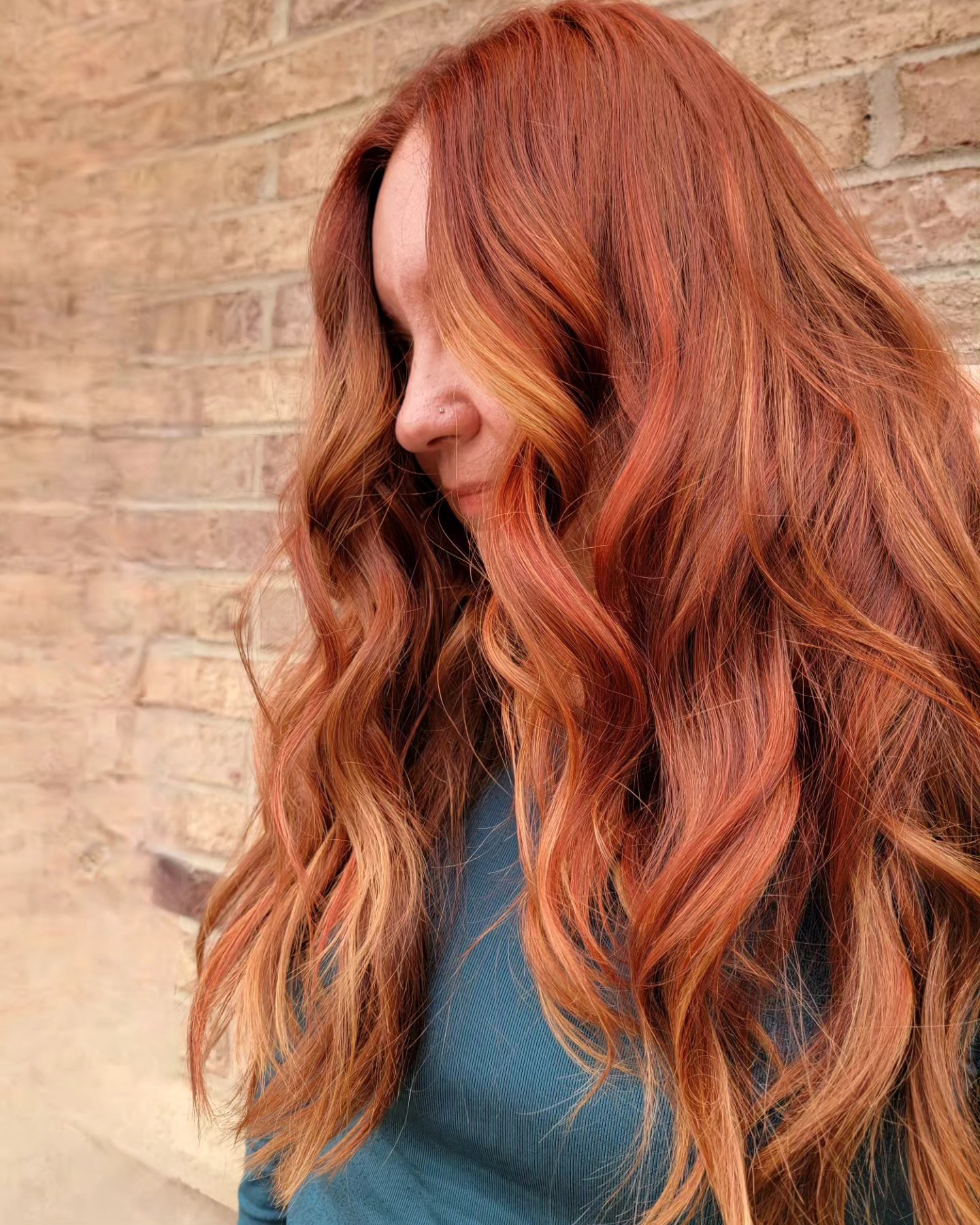 So many good shots of this gorgeous color I can't pick my fave!! 😍
Redheads are my all time 2nd fave color to do! It truly looks so natural on Michelle, she's steady fooling the ginger community 😆
.
.
.
#clthairstylist #monroehairstylist #indiantrailhairstylist #charlottevivids #monroehairsalon #indiantrailsalon #charlottesmallbusiness #indiantrailhair #indiantrailvivids #matthewssalon