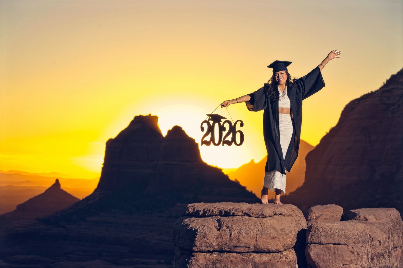 I photograph over a couple hundred Elopements, Families, Maternity and Engagement shoots every year, but I also do quite a few Senior Graduation pictures too. I just keep forgetting to post any. So here are a few I shot the other day here in Sedona up on the epic Merry Go Round Rock.
Congratulations Noemi!
#sedonaphotographer #sedonaweddingphotographer #sedonaelopementphotographer #sedonafamilyphotographer #sedonaengagementphotographer