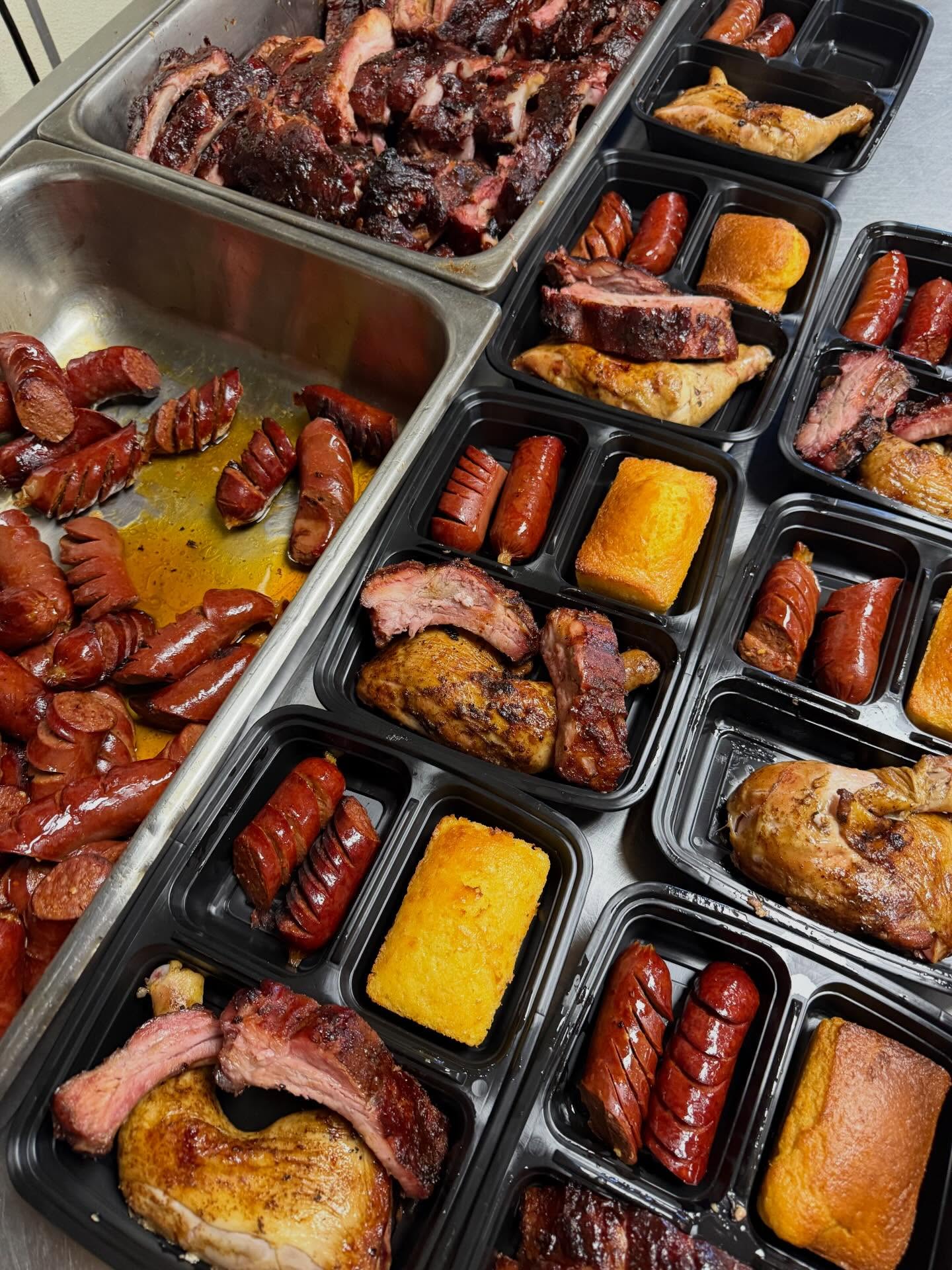 Always something going on around here š
Meal prep? Grab & go? Box lunches?