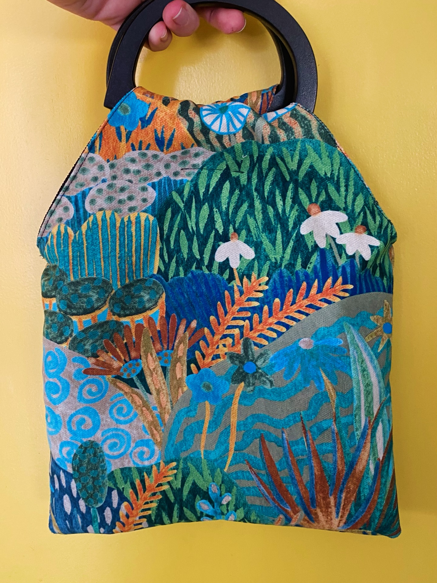 Bunita Aruba. Handmade bags. Tropical vibes.