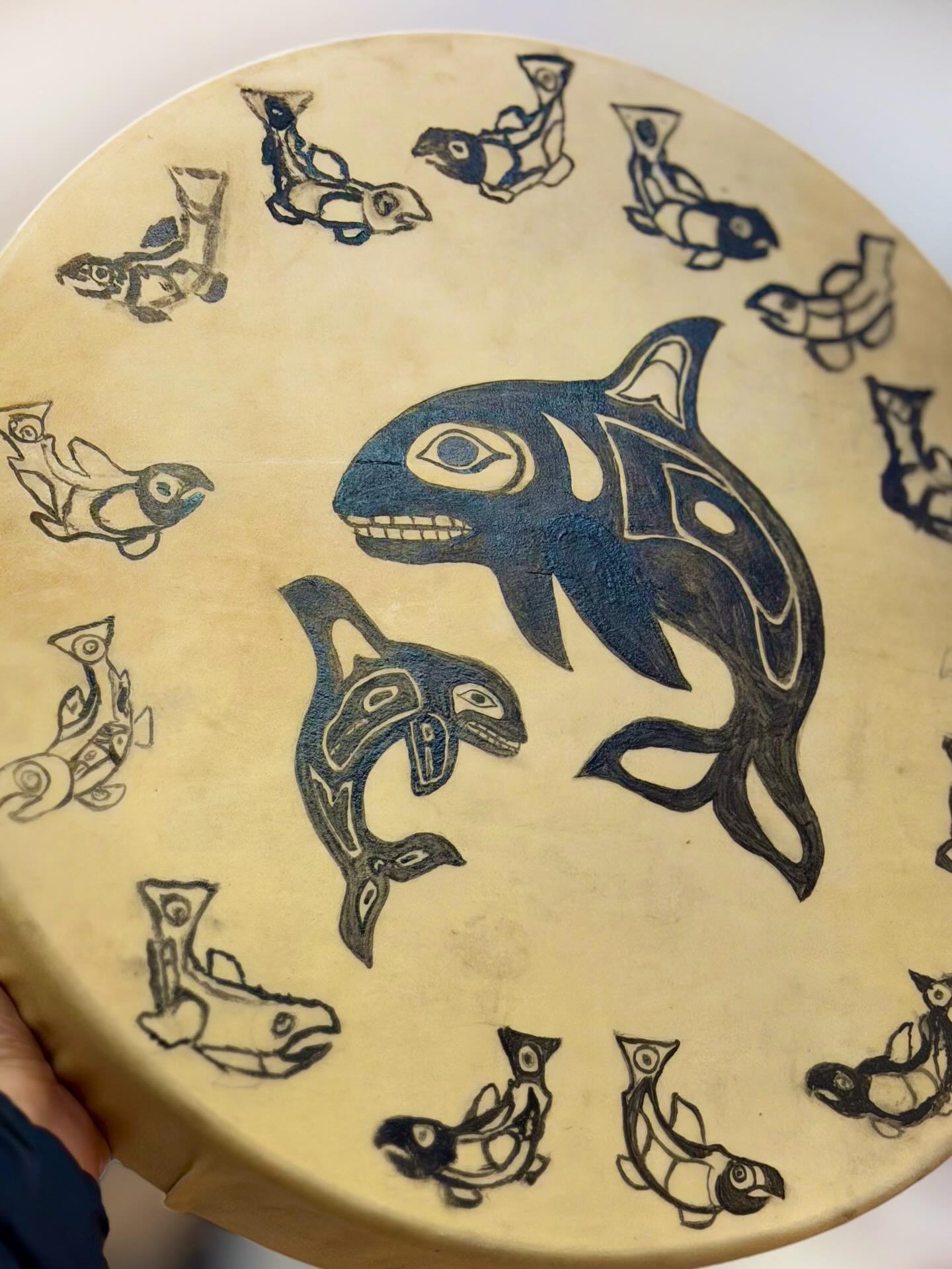 ✨ Gala Class Art Project Spotlight: Grades 3-4 ✨
Last week, the Grade 4 students participated in a native drum making experience with Joleen Hollow-Bist. Each child had an opportunity to make a drum and work on a community drum together for the Gala. The community drum will include a painting of salmon and an orca.
Meanwhile, over the past month, the Grade 3 students have been working together to create an illustrated book. Each page reflects the children’s growing skills in writing and illustration, blending rich language with vibrant, hand-drawn imagery.
Only 3 days remain until the Gala! We can’t wait to share even more amazing class art projects with you throughout the week. 🌼
#ECS #eastsidecommunityschool #waldorf #studentart #schoolgala