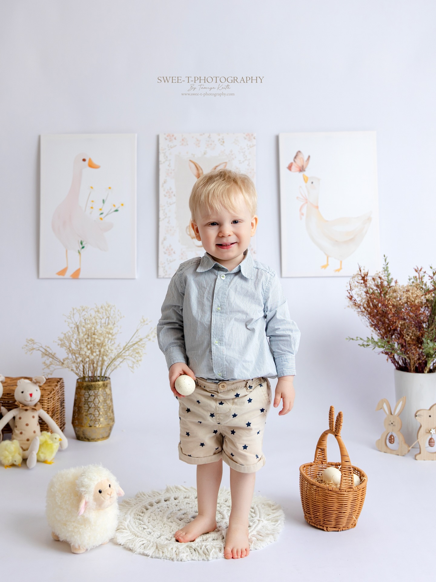 - PARKER | Easter Mini Session -
© 2026 Swee-t-Photography Barossa’s Newborn Photographer
https://www.instagram.com/swee.t.photography/
www.swee-t-photography.com
#barossastudio #Easter2026 #easterminisessions #barossanewbornphotographer #barossanewbornphotography barossababyphotographer barossafamilyphotographer