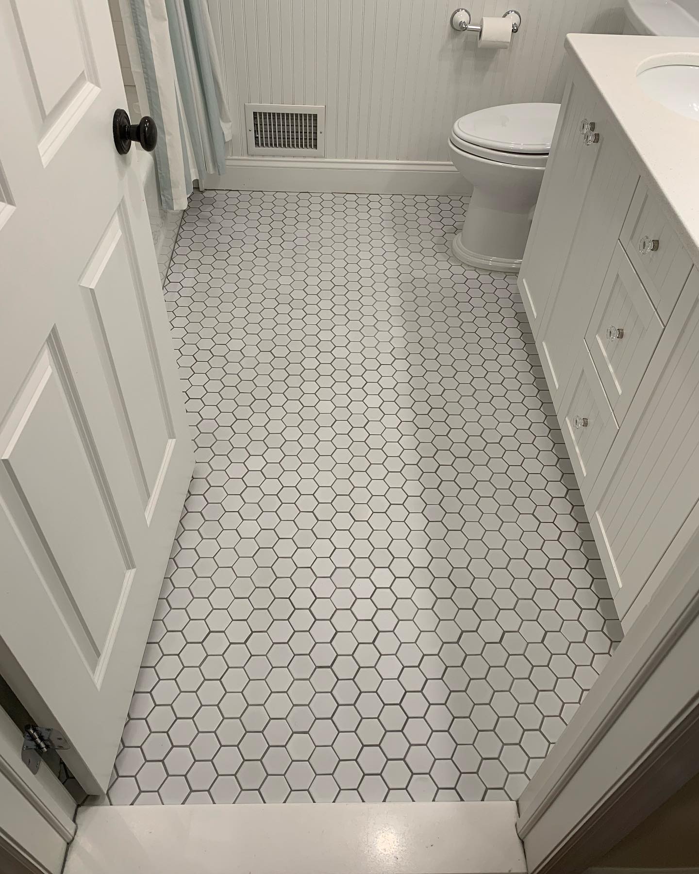 A vital part of our work process is the stabilization of the pieces of marble, porcelain, natural stone or whatever material the work area is made of.
.
.
.
.
#marble #bathroom #nyc #marblerestoration