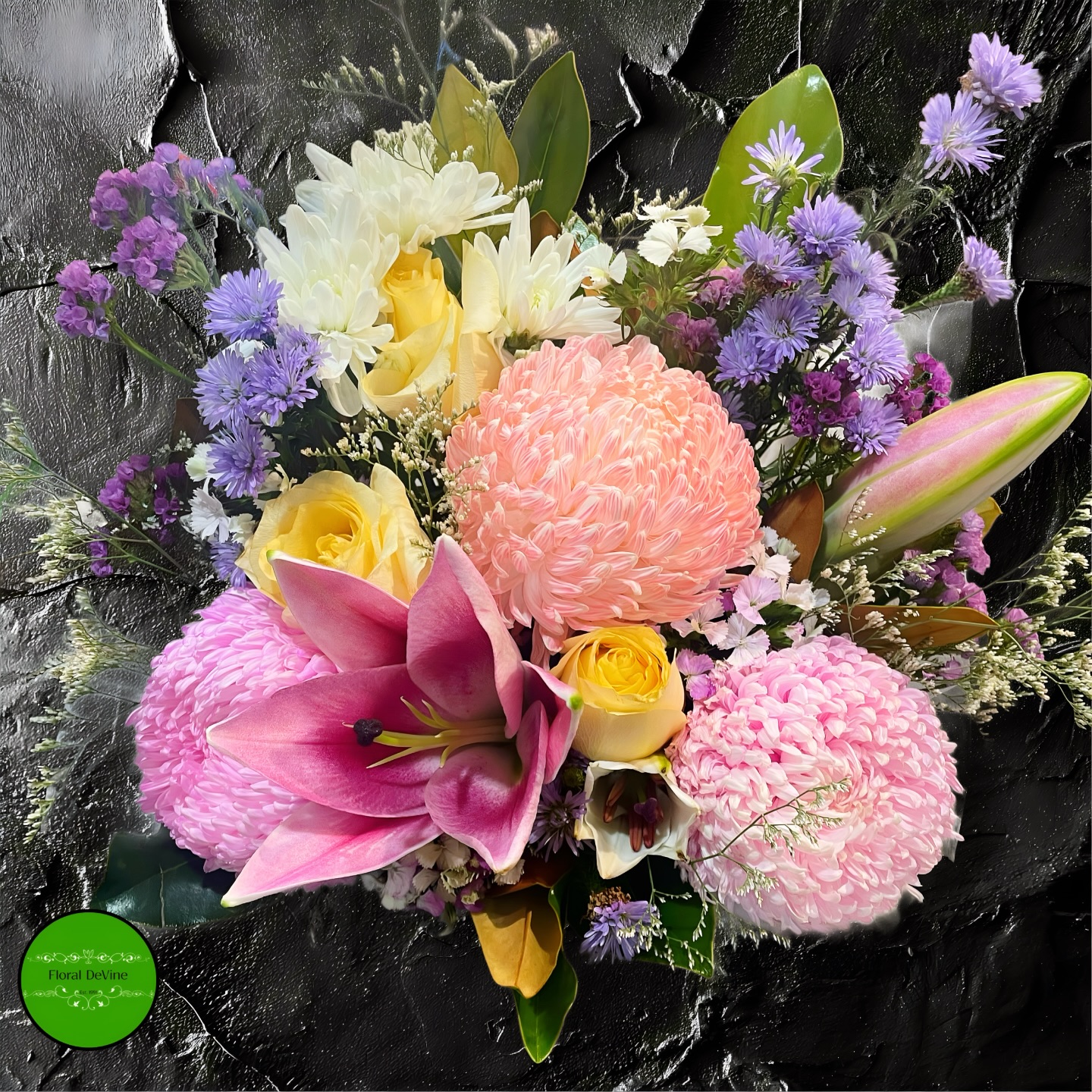 Inspiration for your Easter celebrations from @floral_devine #instaflowers #huntershillflorist #rydeflorist #easterflowers #easterdaisy