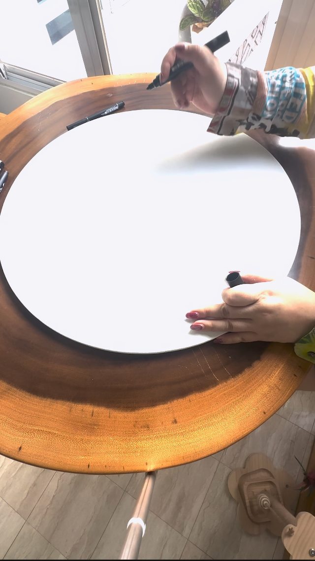 From here, colour begins to change the world.
Your intent dwells within a single colouring page.
That page meets another—overlapping and resonating.
When countless colours from across the globe unite, a massive "IRO no WA (Circle of Colour)" is born.
This is not about drawing a picture.
It is about weaving a new story for the Earth with your unique colour.
_________________
ここから、色が世界を変えていく。
一枚の塗り絵に、あなたの想いが宿る。
その一枚が、また誰かの一枚と出会い、重なり合い、響き合う。
世界中から集まる無数の色彩が繋ぎ合わさったとき、
一つの巨大な「IRO no WA(色の輪)」が生まれます。
これは、絵を描くことではありません。
あなたの色で、新しい地球の物語を紡ぐことです。
#MIRAIColoringContest #ColouringContest #ArtContest2026