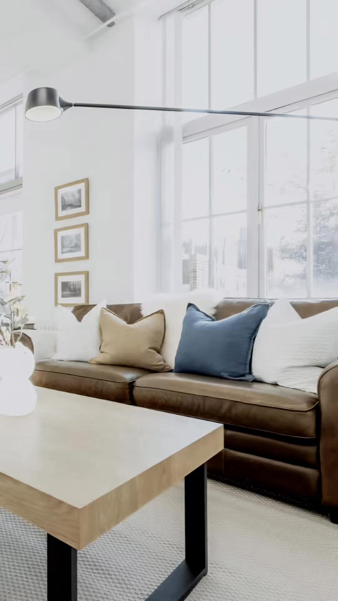 A fresh new look for this Airbnb ✨
Sometimes a small revamp and thoughtful styling can completely transform how a space feels for guests.
Styled by Bespoke Staging NI 🏡
🌐 bespokestagingni.com
#AirbnbStyling #HomeRevamp #BeforeAndAfter #HomeStaging #InteriorRefresh #BespokeStagingNI