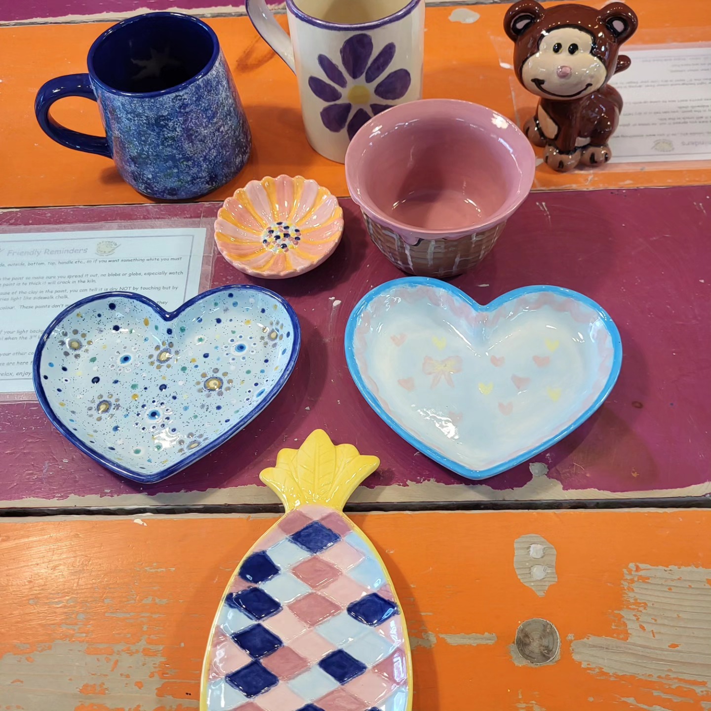 A little mid-day magic for you all!
Want to join us to create your own masterpiece? Call to book a table to start your creative adventure with us 416-233-5512 🎨
#allfireduppaintableceramics #torontowest #torontomoms #etobicoke #etobicokesouth #etobicokemoms #etobicokecentre #thingstodotoronto #paintyourownpottery