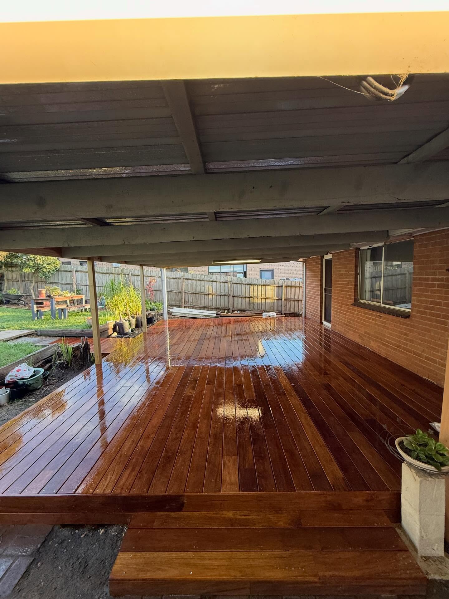 AI captioned this “Out with the old pizza, in with the new pizza” 😂 #deckingaustralia #merbaudecking