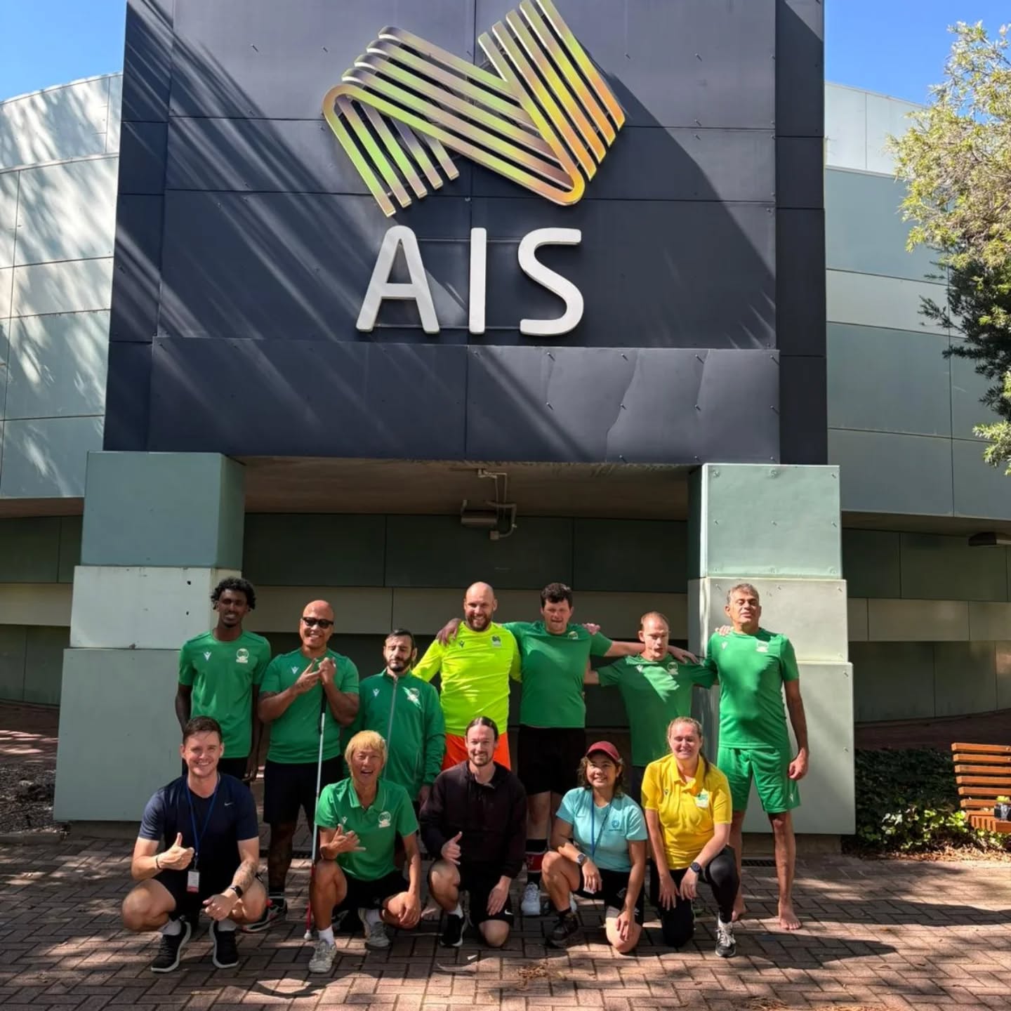 Still buzzing from an incredible 3 days at the Australian Institute of Sport ā¤ļø
Had the opportunity to coach at camp with the Australian Men's Blind Football Team and honestly⦠I was geeking out the whole time just being immersed in that high performance environment. Living on site, surrounded by elite sport, was such a privilege (and yes⦠the buffet breakfasts, lunches and dinners will definitely be missed š
).
Working with these athletes was something special. I genuinely believe they have superpowers. Playing football with vision impairment brings a completely different dimension to the game, relying on heightened senses, awareness, and the ability to filter out distractions and lock into the right stimulus. Itās incredible to witness and be part of.
Beyond training, the group are just an amazing bunch of humans. So much respect for the way they show up, work hard and support each other. Weāre now building towards the Asian Championships in Osaka, Japan next month. Up the boys! š¦šŗā½ļø
I absolutely love working in this space.
#AustralianInstituteOfSport #BlindFootball #HighPerformance #StrengthAndConditioning #WomenInSport