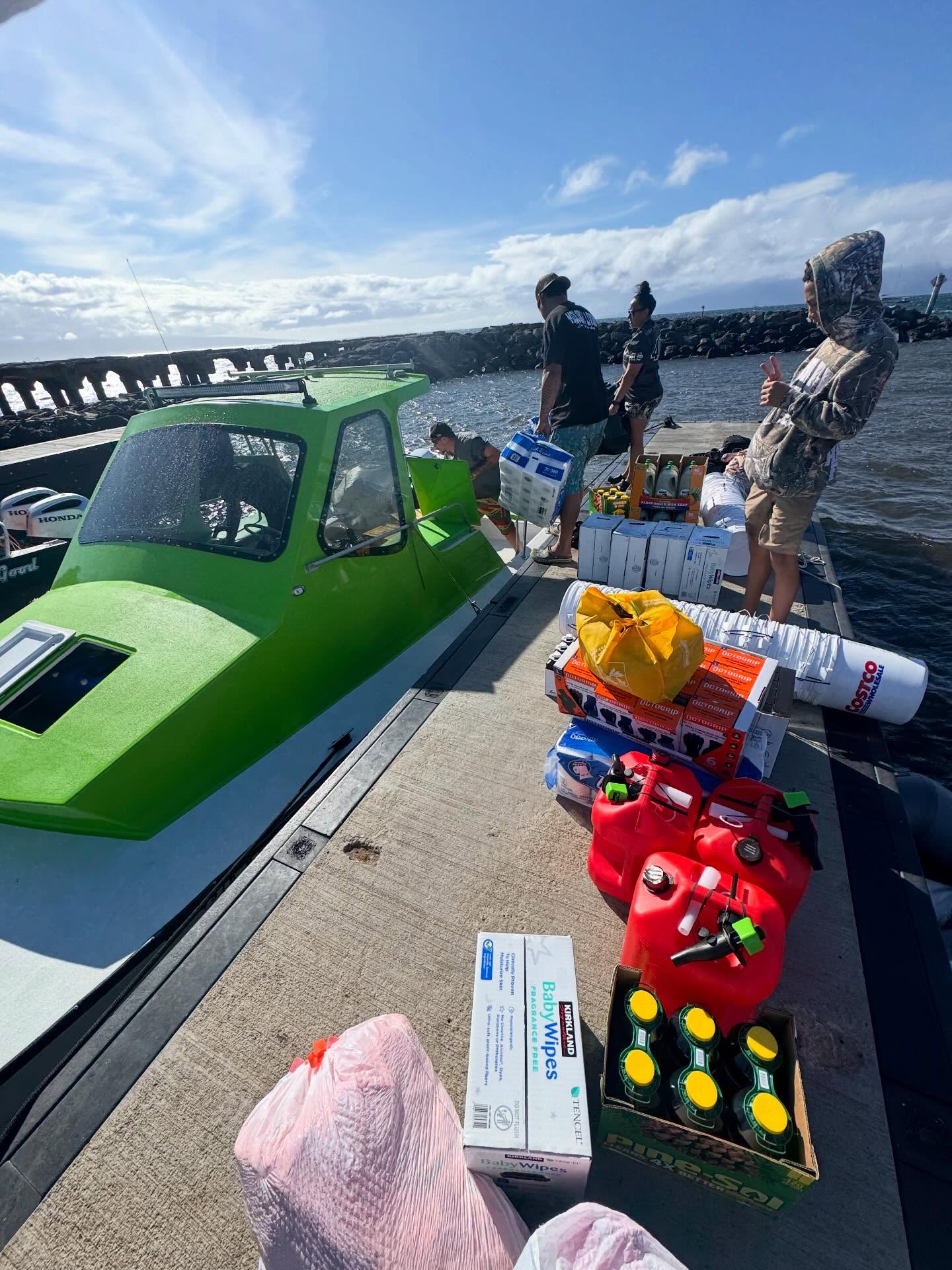 Our donations are on their way to Moloka’i—sent by boat and headed straight to those impacted by the Kona storm. 🤍
We’re beyond grateful to everyone who contributed, to @mamalei2 for organizing, and to @knucklehead_808 for delivering supplies to the harbor for loading. It truly takes a community.
Mahalo nui loa 🙏
.
.
.
#maui #mauiflood #floodrelief #hawaiiflood #hawaiifloodrelief