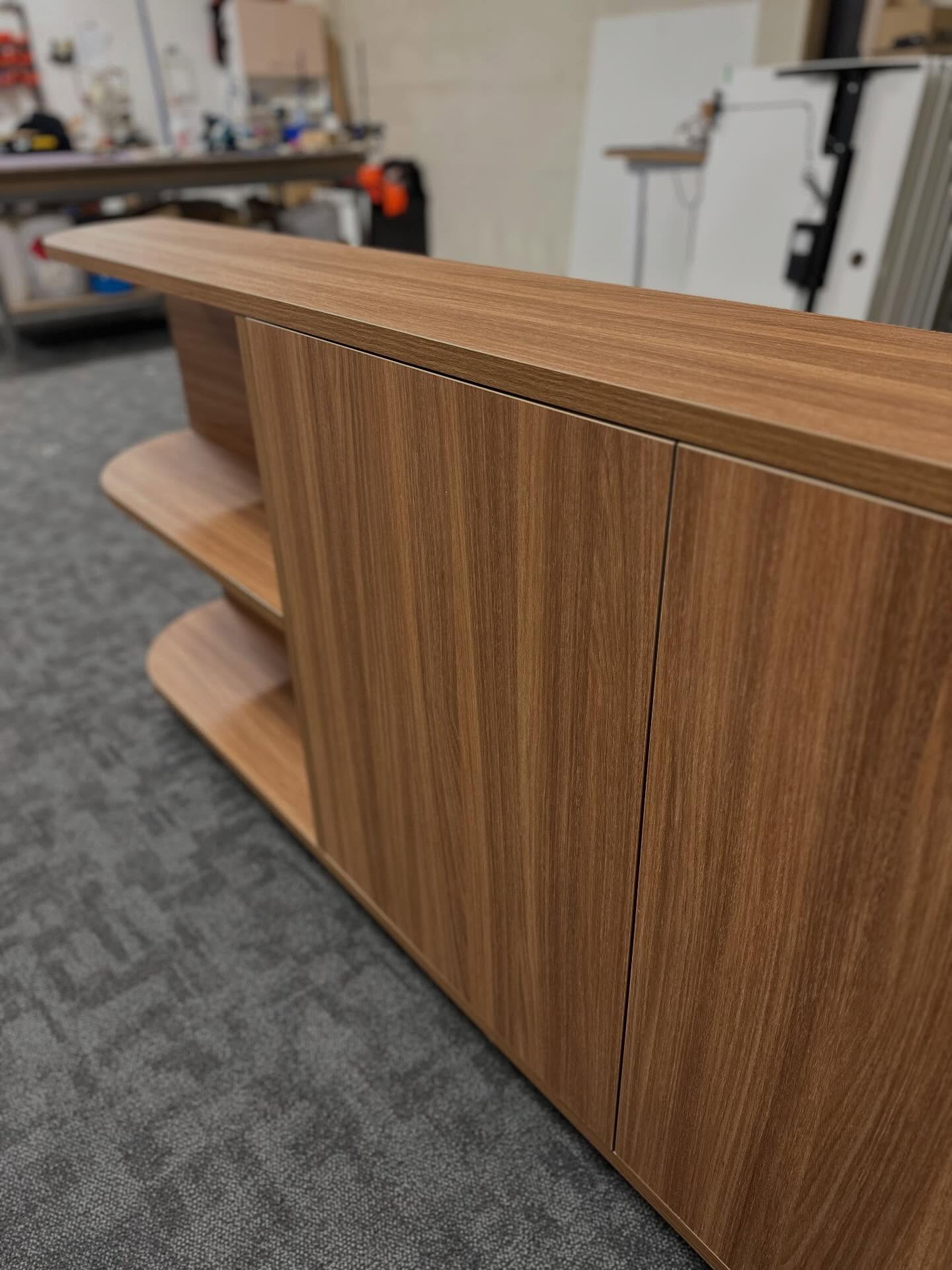Sideboard for a local customer! Featuring sleek push-to-open doors and a curved open end with shelving ๐