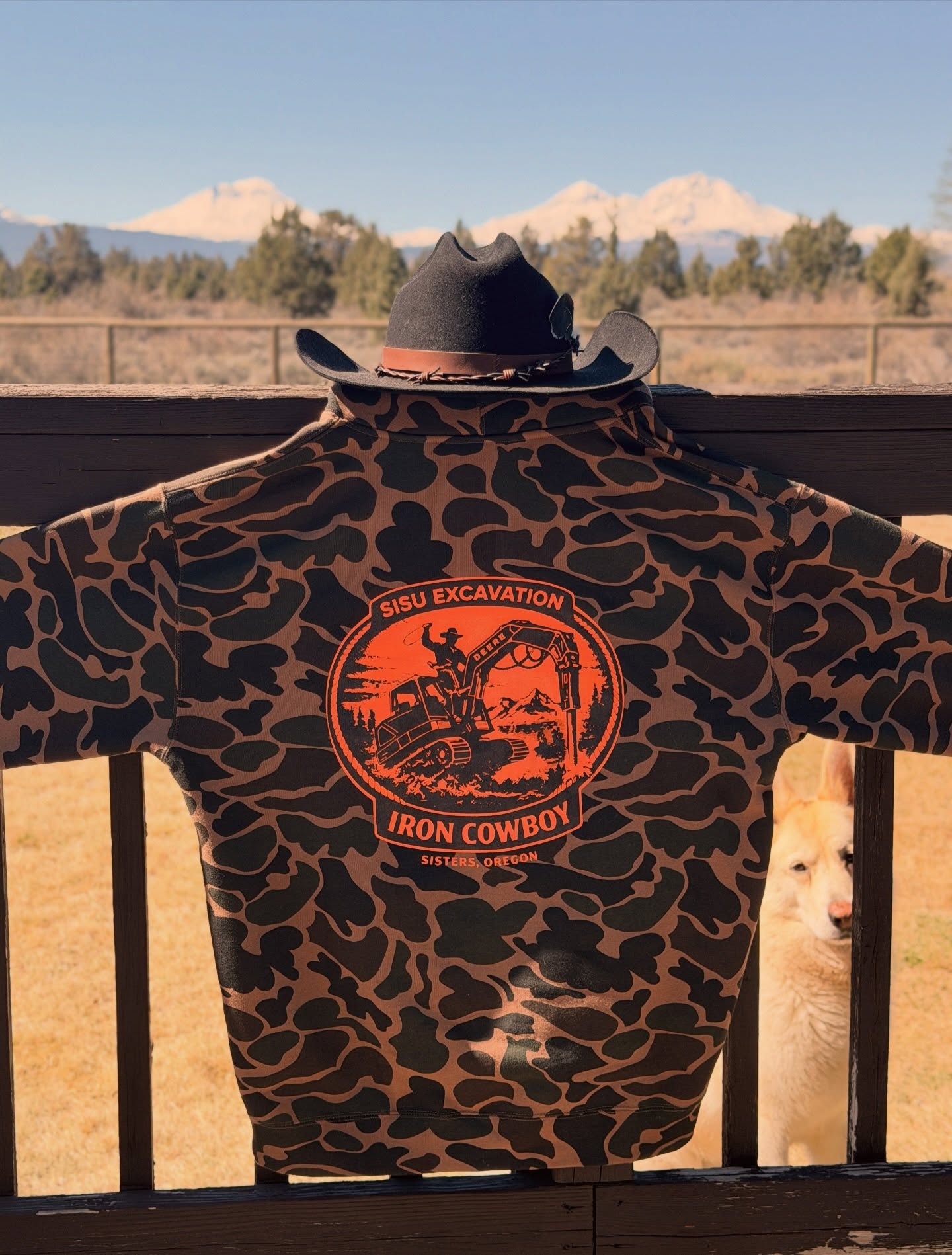 Just in time for rodeo season… #IronCowboy #SISU
Show your support to the “Biggest Little Excavation Company in the World” and look good doing it in this limited run of High-Vis + reflective hoodies! DM for pricing. 🤙
#supportlocal #excavation #centraloregon
