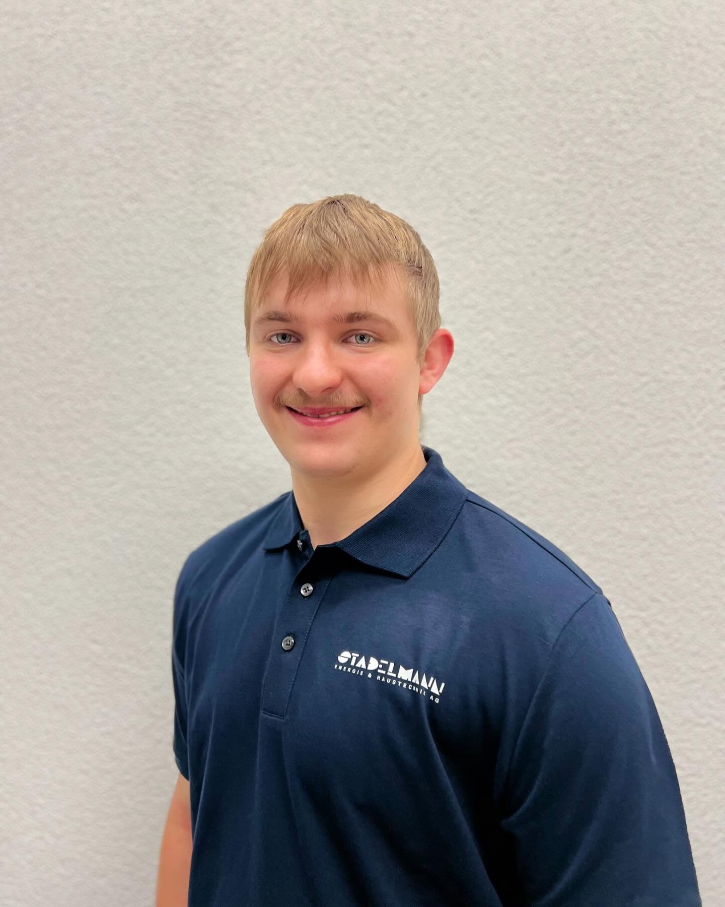 Herzliche Gratulation Patrik zu deinem erfolgreichen Abschluss als Sanitärinstallateur EFZ. Wir freuen uns mit dir und dich weiterhin in unserem Team zu haben.
Willst auch du Teil von unserem Team werden? Wir haben noch freie Lehrstellen für das Jahr 2025.
#lehrabschluss #sanitär #sanitärinstallateur #efz #handwerk