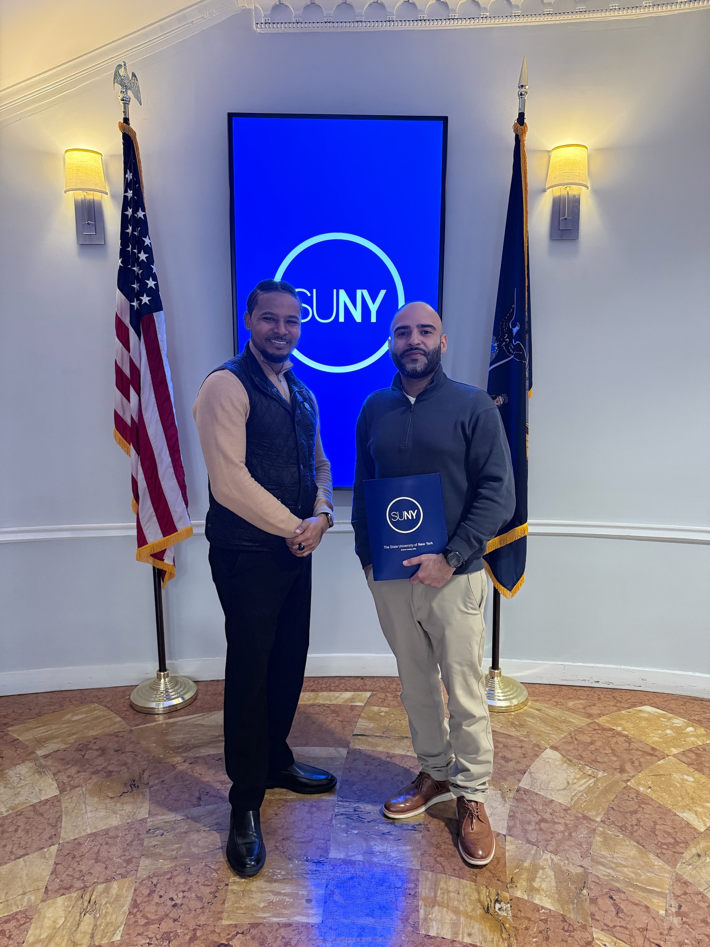 Some meetings open doors you didn’t even know were there.
@frankierozaayyy sat down with @suny EOP’s Director of Recruitment and the Executive Director of the SUNY Impact Foundation, and what came out of it is so exciting:
Project Dream scholars now have a direct pipeline to SUNY campuses, with 1-on-1 time with admissions offices at the schools they’re already dreaming about! 🎓
Scholar and a Dream is also in conversations to hit statewide Higher Ed conferences AND potentially head to the Capitol to talk directly with legislators about what’s happening in New York classrooms.
This is what showing up for students looks like, we appreciate you @frankierozaayyy!!
More coming soon 👀
#SUNYEOP #HigherEd #CollegeAccess #NYC #EducationEquity