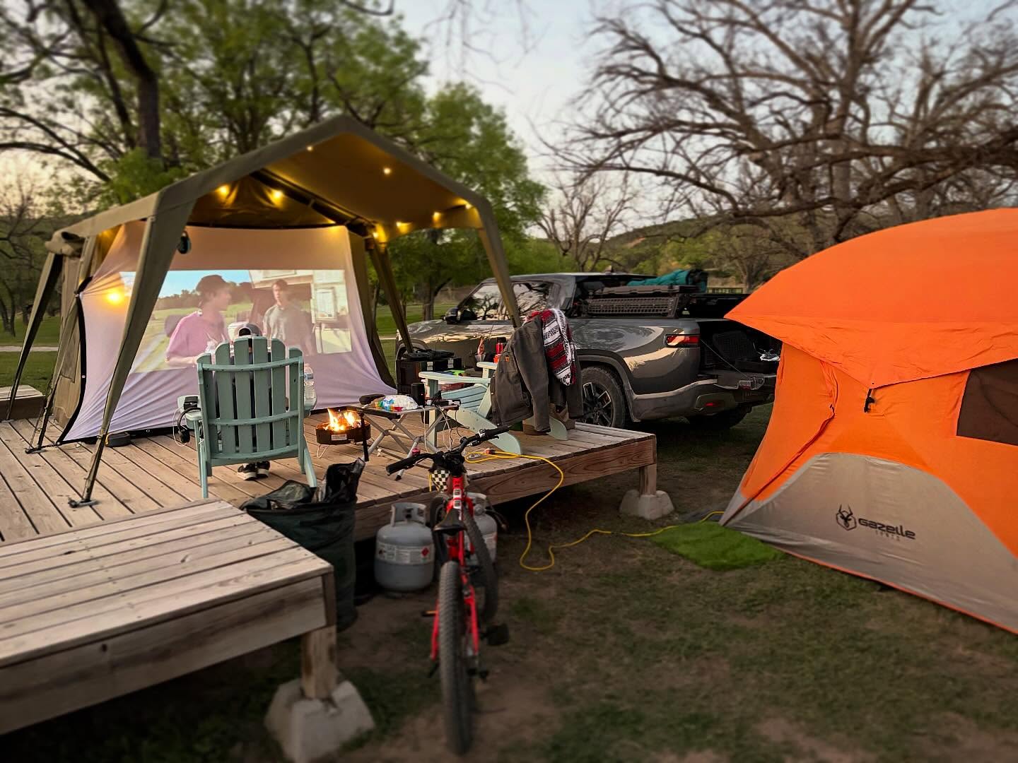 Peak camping with my 12yr old. Bonus points if you can name the movie. βΊοΈπ₯β€οΈ
