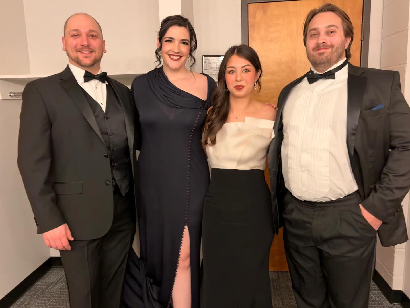 Much Freude of my first B9, and in the best company! A huge thank you to @dan_hege99 and the wonderful Binghamton Phil (and several combined fabulous choirs) for having us this weekend 💫
Big shoutout to the most supportive parents out there, whose faces I’m so often lucky enough to get to see in the audience. And of course to @vishnauskas, whose concert wardrobe I am equally lucky to get to raid. 💕