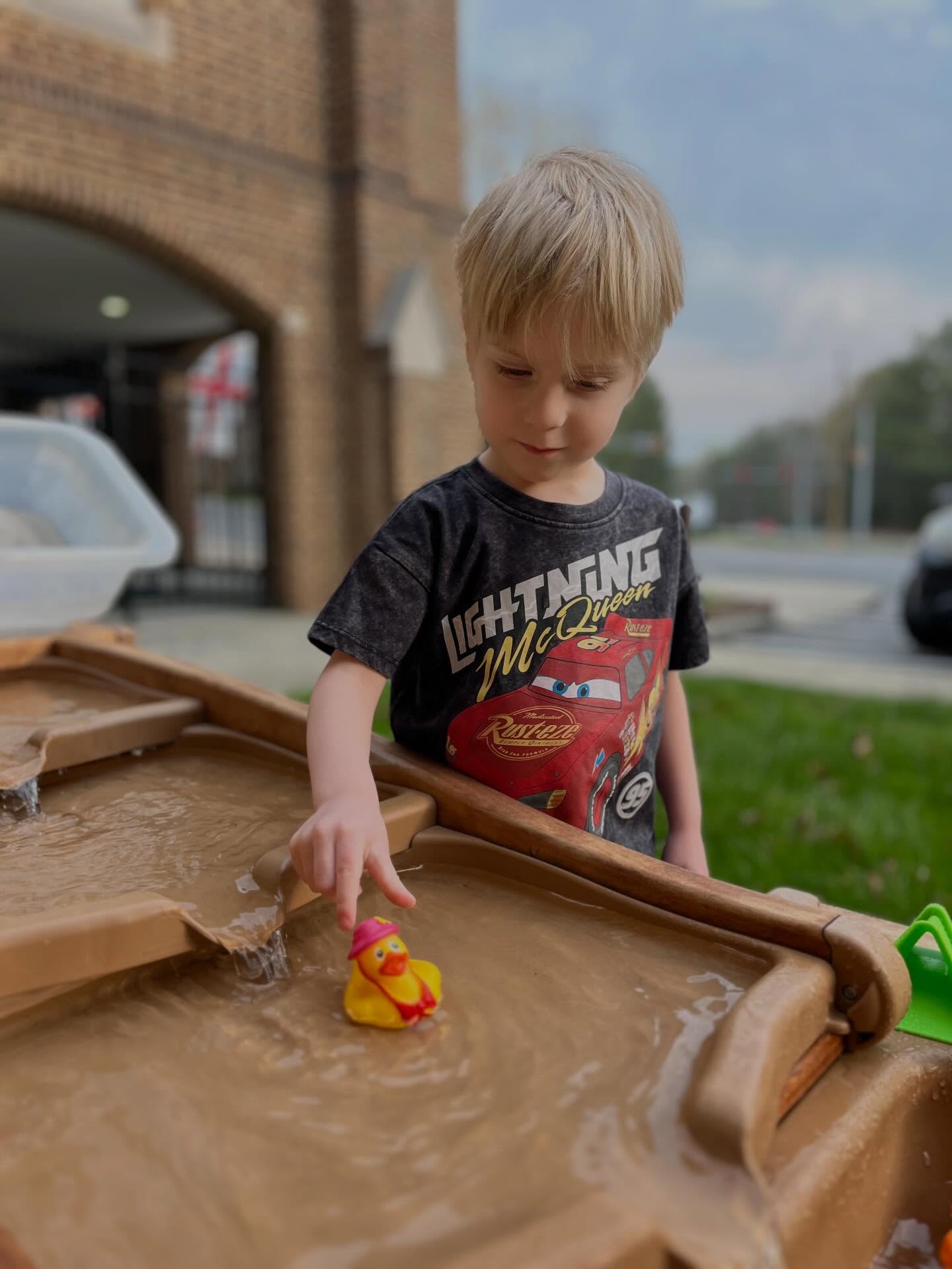 ….and WE ARE BACK!
🌈 Spring Break was a blast but we have already started off strong with another Teacher Experience.
🐣 The Ducklings teachers hosted auction winner Hudson and his pal Harry for a morning of Donuts and Duck Races! Our friends got to enjoy some delicious sprinkled donuts followed by time on our waterfall water table, watching ducks race to the finish line. 🏁
We only have 6 more weeks of school left and SO much to pack in. We can’t wait to see what’s up next! QUACK!
#allsaintspreschoolrva #allsaintsepiscopalchurch #henricova #richmondva #donutsandduckraces