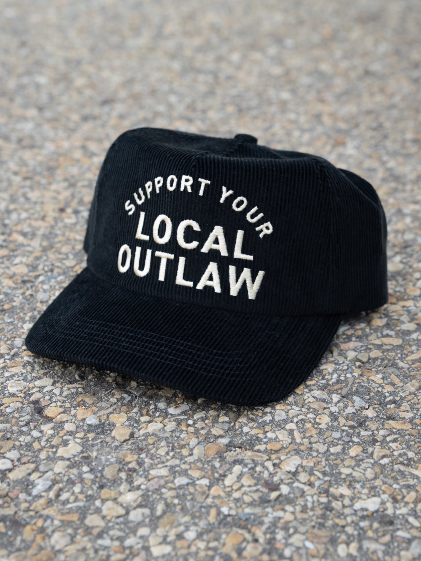 ⚡️ This isn’t just a brand… it’s a mindset.
@nevergoingback.ca is a Canadian, one man operation built from the ground up and driven by grit, passion, and the need to create something real.
Every design, every detail, every piece is intentional rooted in quality and built to reflect freedom, resilience, and individuality.
🎟️ LAST CHANCE 🎟️
🐦 Grab your EARLY BIRD ticket to secure your FREE strawberry or spider plant from @vandermeer_greenhouses
*Choice of plants is first come, first served*
Don’t sleep on it!
🐦 EARLY BIRD tickets are 90% SOLD OUT!
🚨 General Admission tickets are 50% SOLD OUT!
***********************************************
✨ MARKET DETAILS ✨
📍 Red River Exhibition Place
📆 April 17 – Early Bird
📆 April 18 – General Admission, Saturday
📆 April 19 – General Admission, Sunday
***********************************************
👇 Here’s what’s waiting for you 👇
🎨 170+ incredible Canadian makers
🤳 Iconic selfie wall
🎵 Live DJ
🥂 Sip + shop (cheers!)
🍔 Food trucks for snack + fuel
📸 @momentbox photo booth keepsakes to remember your day
👧 Kids 12 & under FREE (Sat + Sun)
🚗 Free parking… because we love you!
💡 Pro tip: bring your tote, bring your friends, bring your spring energy! 🌷