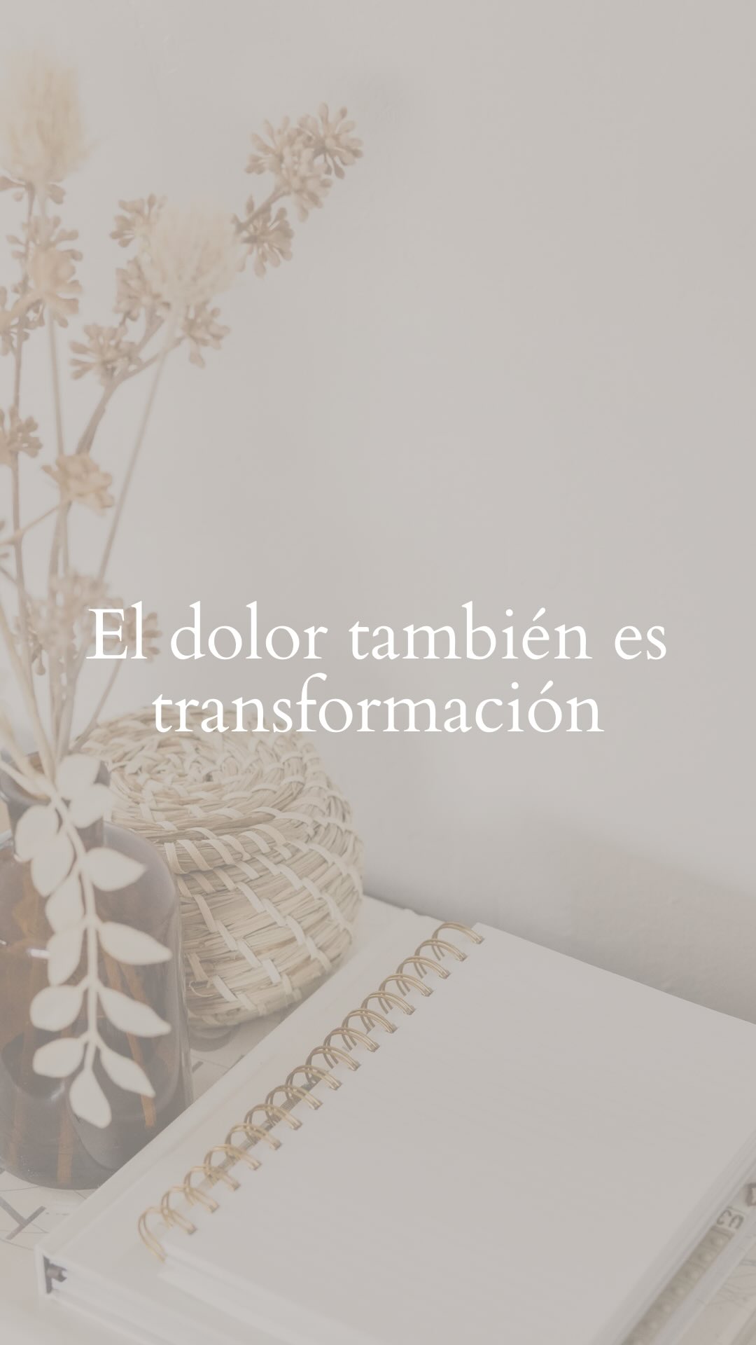 Vivir y ser feliz ✨ hay etapas que terminan, no siempre sabemos ubicarnos después y duele. Eso es normal y es parte del proceso de transformación 🍃
Si quieres trabajar en ti, escríbeme 📲
#psicologia #saludmental #bienestar #psicologa