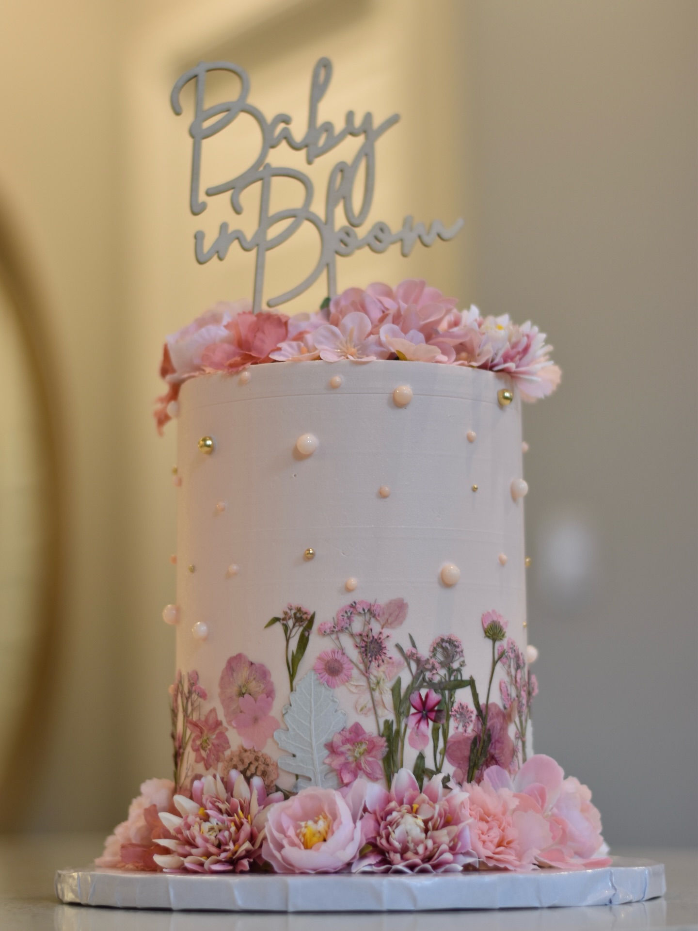 Blooming beautifully 🌸🥰🤩💖
#ediblesbykisses #friscocakes #dfwcakes #dallascake #dallascakeartist