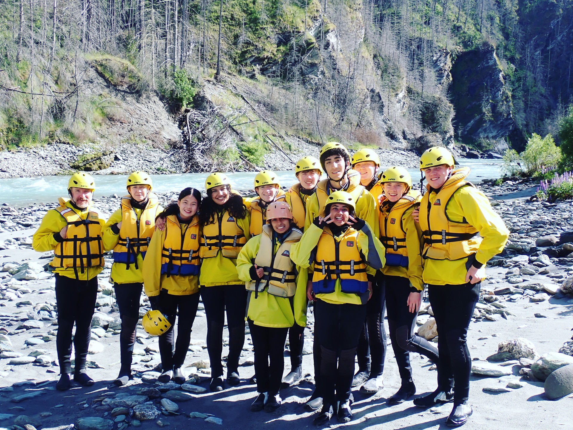 Massive thanks to the Glenunga International School, Adelaide for spending the morning on the river with us. We had a blast!!! 😊
#letsgo #summerhasbegun #otagosummer #dontmissout #familyadventures #queenstown #rafting #skipperscanyon #shotoverriver #whitewater #familyrafting #familyfun #dayout #activities #summer #fun #qt #nz #southisland #aotearoa #explorenz #discoverqueenstown #thingstodo #booknow #goexperiencetravel #otago #waves #goodfun #schoolgroups
