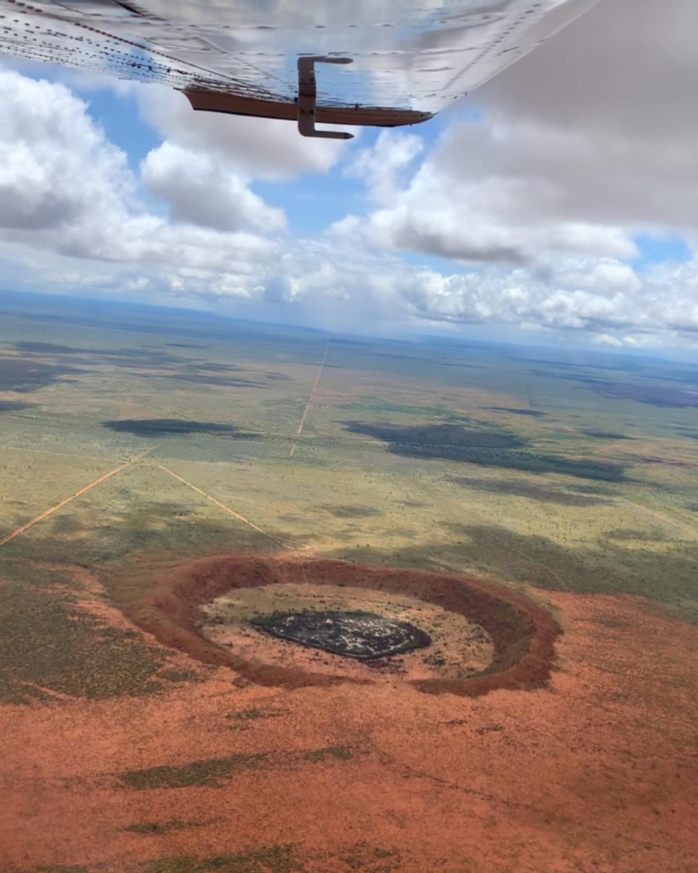 Welcome back to WA! ✨As borders open back up, we welcome back all our interstate and international travellers, and hope to see you in Kimberley shortly! ☀️ Bookings are now available for scenic tours and charters, contact us to secure your booking this coming dry season ✈️