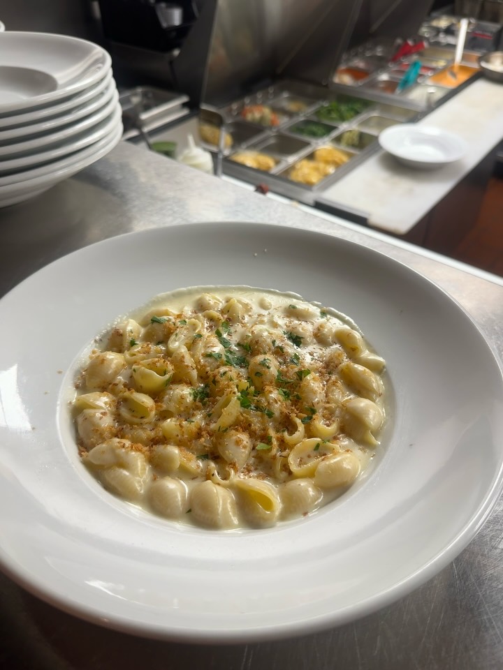 Who said adults can’t enjoy mac & cheese too?? 👀
#danapointeats #orangecountyfood #oceats #danapointrestaurants #italianfoodlovers