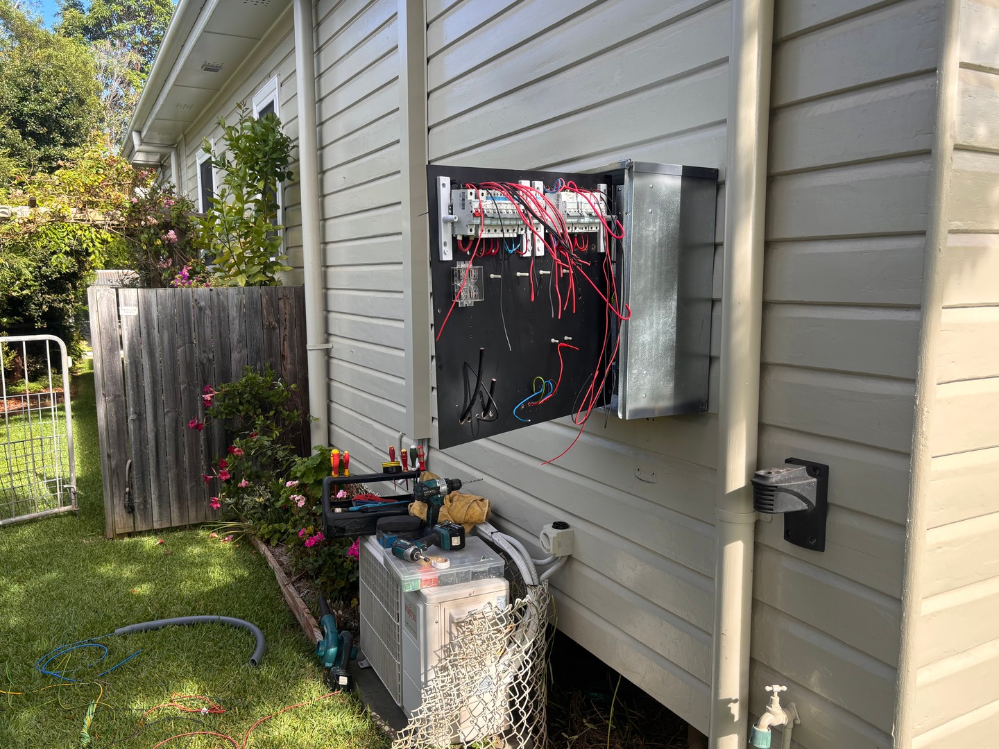 We rewired a large, older Port Macquarie home while keeping its original character.. New circuits increase capacity for modern appliances and improve safety with RCBOs and updated switchboard. Heritage details were repaired and reinstated after work. The result: a safer, future-ready home with restored finishes and clear documentation for owners. Link in bio 🔧🏠⚡️
Tell us about your renovation — we’ll assess the wiring and give a clear plan.