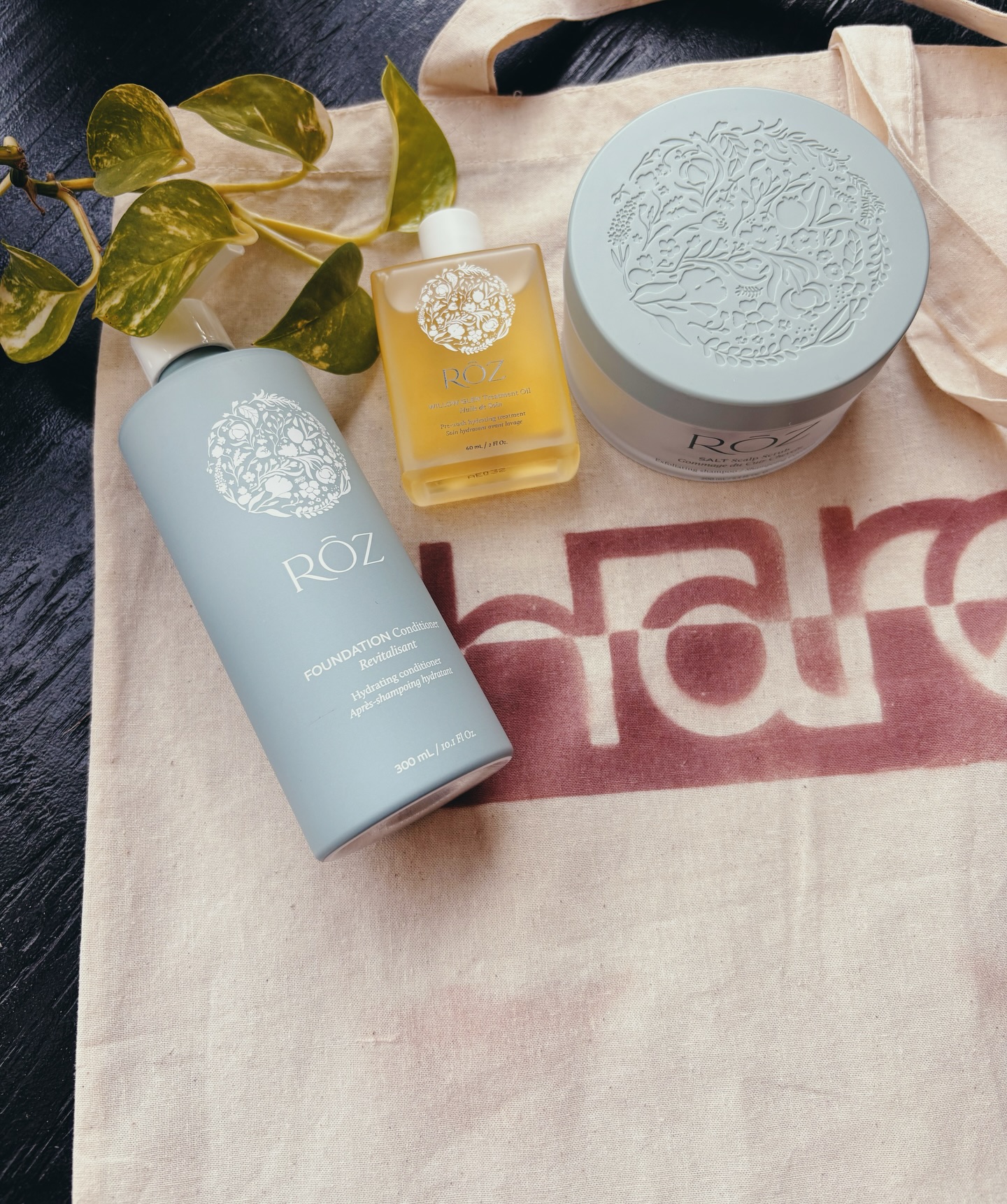 🌷From Now Through April 12 🌷
Leave us a Google review for a chance to win a HARE Tote filled with @rozhair products !
☀️ valued at $140☀️