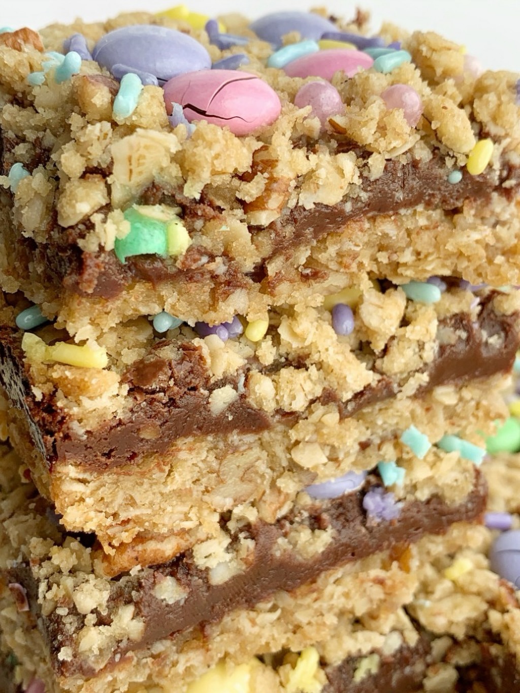 ✨ NEW DESSERT DROP ✨
Introducing our EASTER GOODIE BARS!! 🐣💛
Rich, decadent, and FULL of flavor 😍
A gluten-free oat crumb bar layered with a delicious, gooey fudge center… aka your new obsession 🙌
The perfect sweet treat for Easter (or honestly… anytime 😉)
Now available in our showcase—come grab yours before they’re gone! 👀