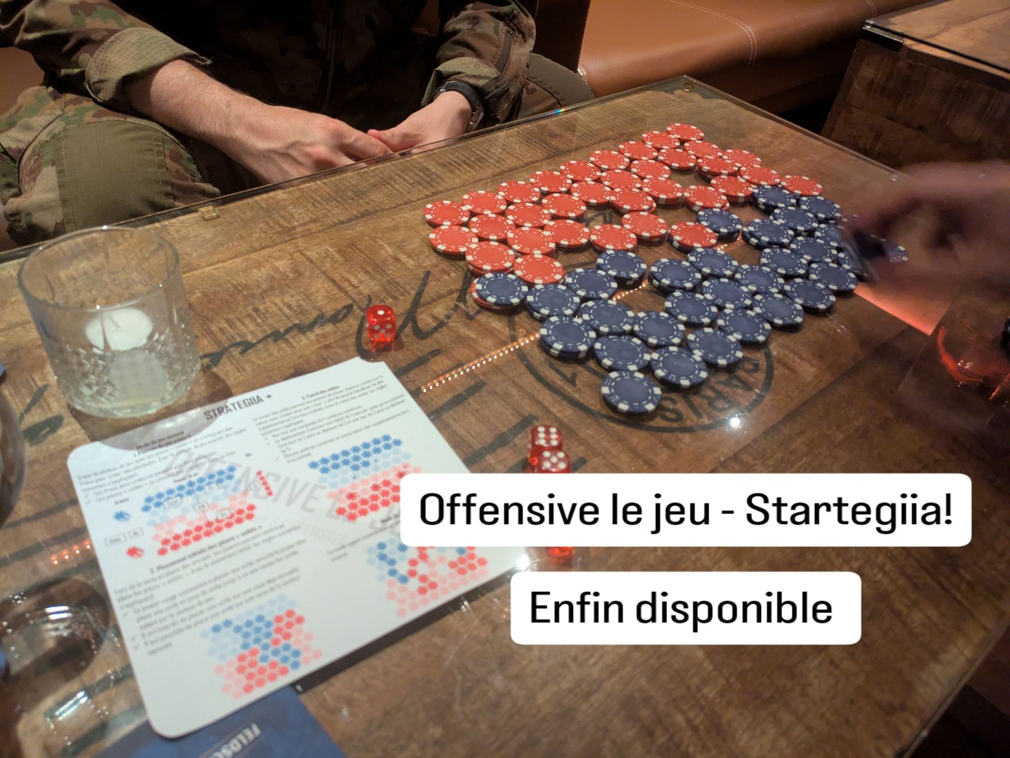 🔥 **Offensive le jeu: l'outil secret des meilleurs cadres suisses.**
Pourquoi les officiers suisses choisissent Offensive le jeu?
Parce qu'il fonctionne.
Approuvé par l'Armée suisse. Utilisé à l'École de l'État-Major. Pratiqué par des unités militaires réelles.
Ce n'est pas un jeu de salon. C'est un outil de formation sérieux qui transforme les jeunes officiers en leaders décisifs.
Les cadres qui jouent régulièrement:
✓ Prennent des décisions plus rapides et plus sûres
✓ Comprennent mieux les tactiques combinées
✓ Gèrent mieux l'incertitude et la pression
✓ Deviennent des leaders que leurs hommes respectent
Et le meilleur? Tu peux commencer dès maintenant. Une partie, c'est 45-60 minutes. Une transformation, c'est quelques semaines de jeu régulier.
**Les meilleurs cadres ne laissent pas leur formation au hasard. Ils jouent Offensive le jeu.**
Rejoins-les.
#OffensiveLeJeu #ArmeeeSuisse #FormationMilitaire #LeadershipMilitaire #Tactique