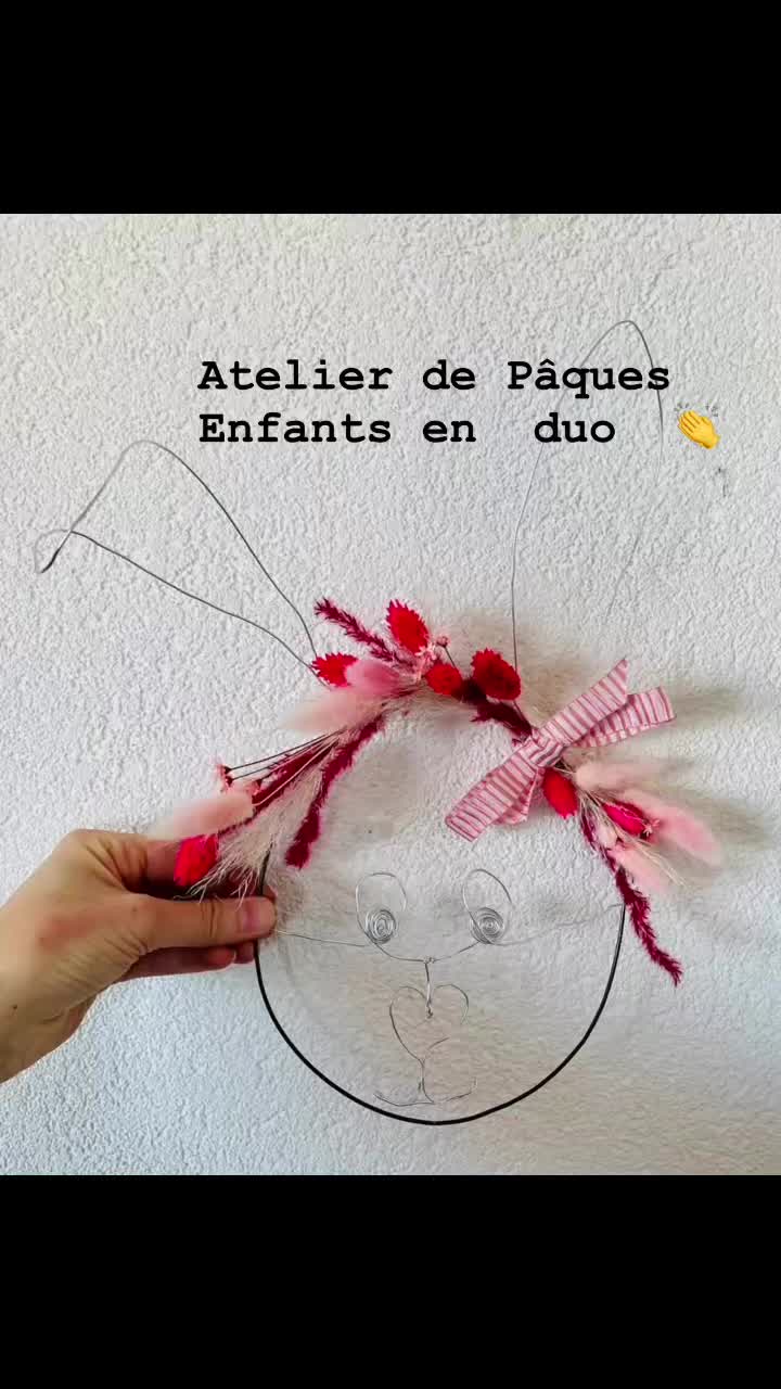 Mercredi, c’était atelier de Pâques !
Les enfants ont partager un moment créatif avec leur maman.
Ils ont réalisé un lapin en fil de fer et fleurs séchées.
#areliersenfants #courscréatifsenfants #ateliersfildefer #coursfildefer