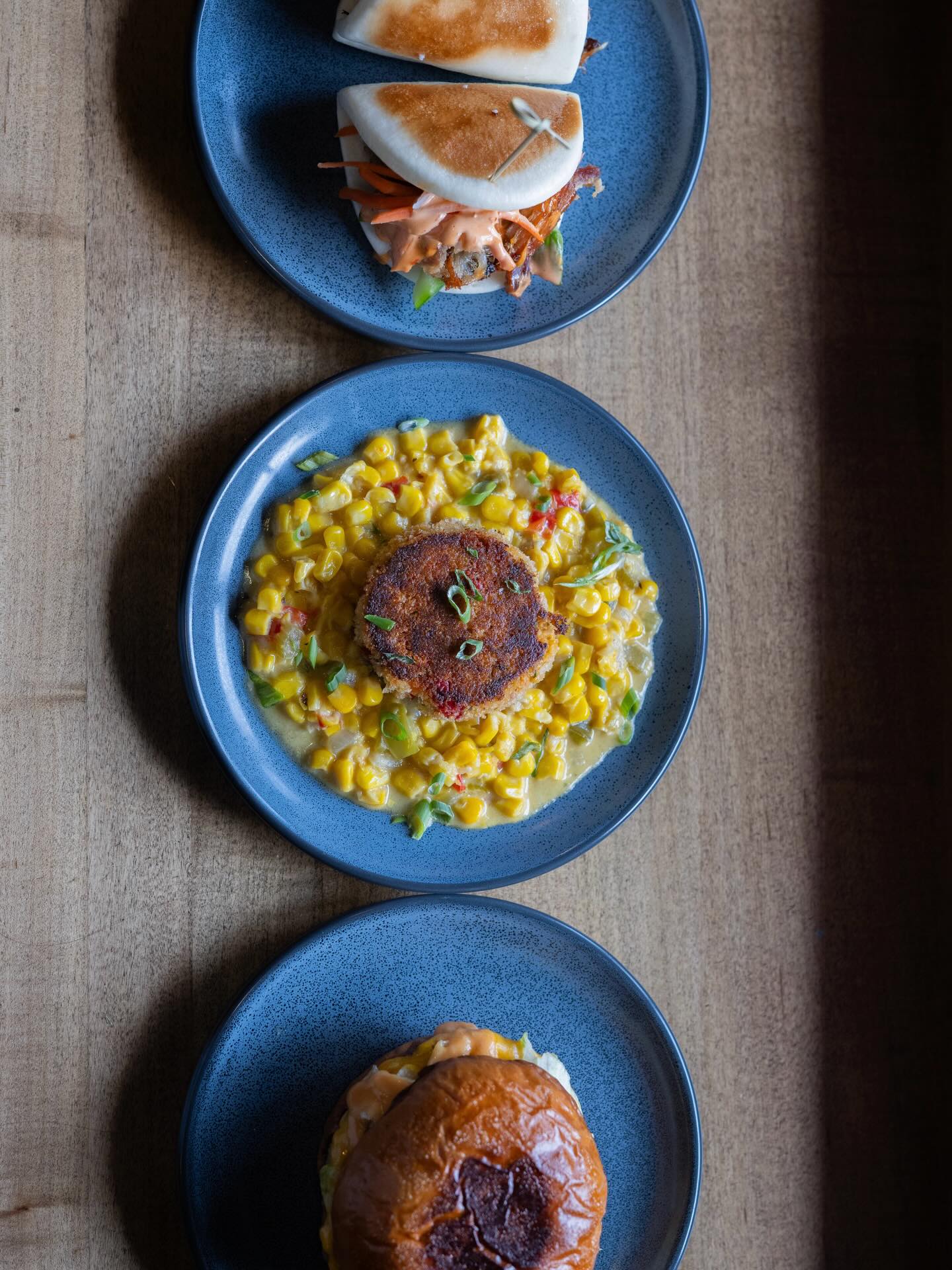 Games Today! ⤵️ Come hang with us!
Iowa vs Illinois @ 3:09pm
Purdue vs Arizona @ 5:49pm
Mariners vs Guardians @ 6:40pm
#seattleeats #seattlefoodie #seattlerestaurants #magnoliaseattle #seattlebar