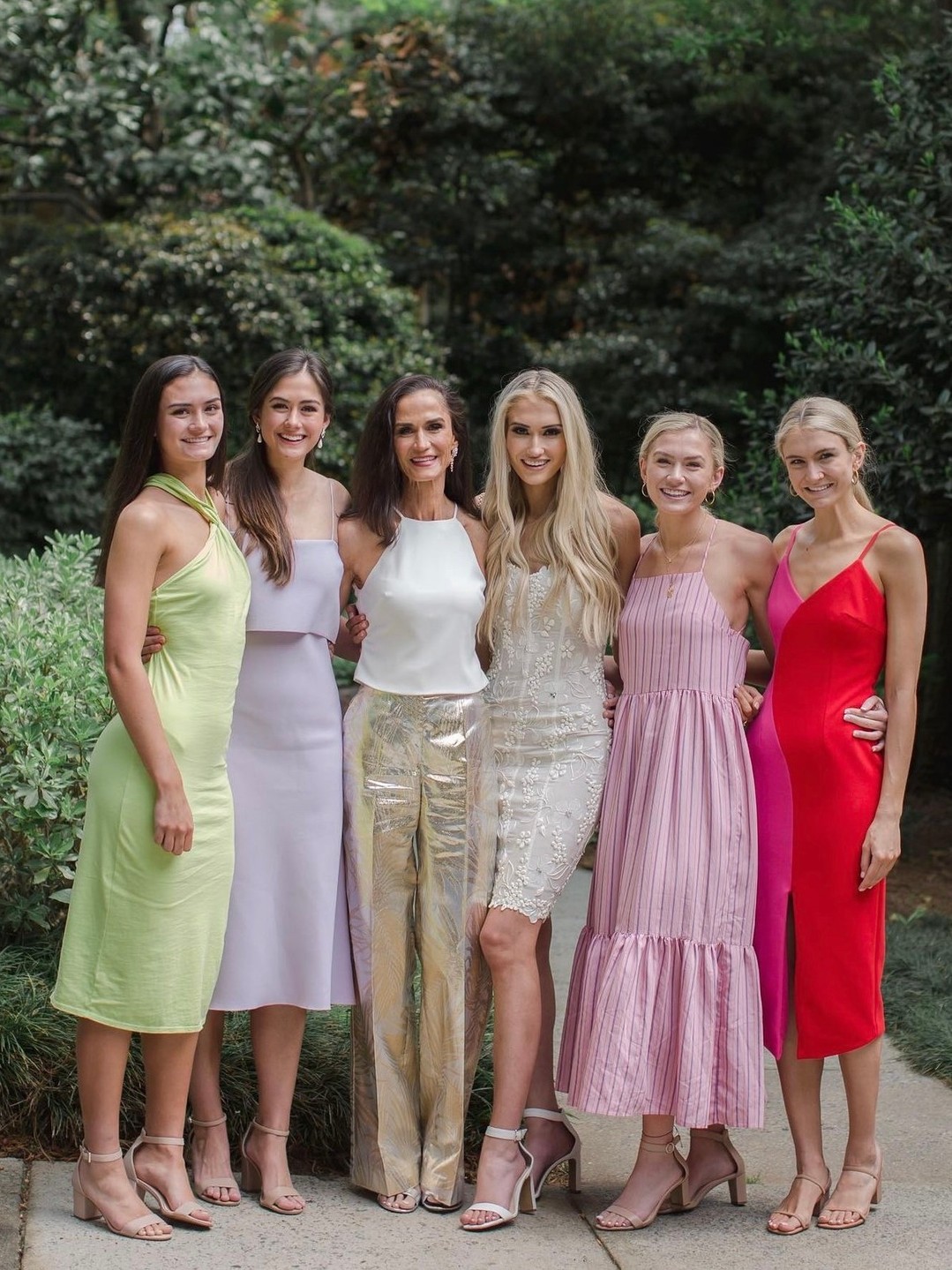 Looking for Mother's Day plans?
Join us on Sunday, May 10th, for a beautiful tea service designed to celebrate the women who mean the most. Thoughtfully prepared bites, teas, and an afternoon that feels special.
This year, we have seatings at 11:00 AM and 3:00 PM. Grab your tickets using the link in our bio!