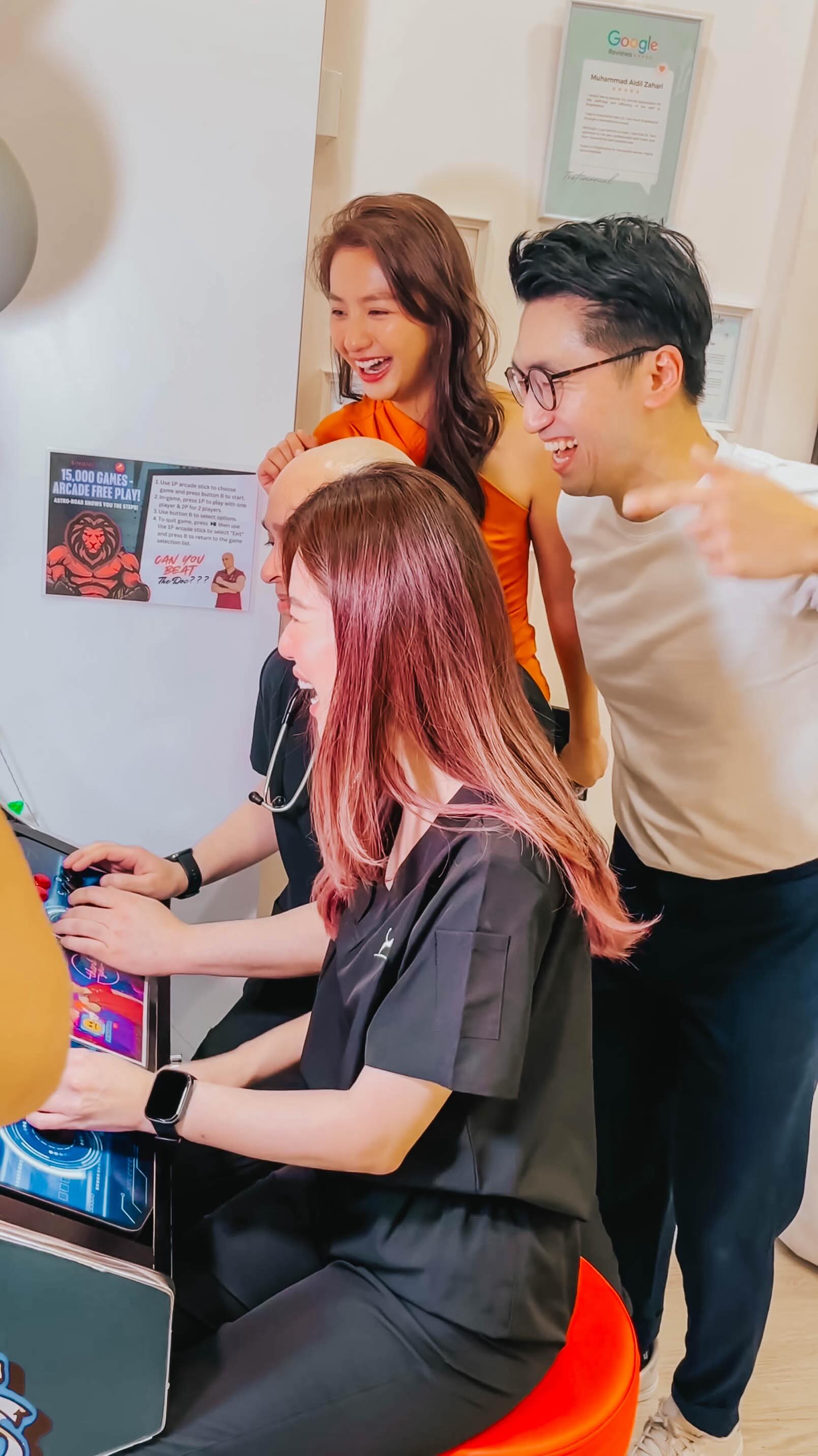 Thank you all so much for the love and support on our @hatchnhustle interview video! 🥹✨
Here’s a little peek behind the scenes at how everything went down… and of course, the final arcade showdown 👀🎮
Huge thank you to @sonnyd0n for capturing all these amazing moments and to Hatch & Hustle for having us! 🥰
#singmedical #behindthescenes #businesslife #entreprenuermindset #mostfunclinicinsg