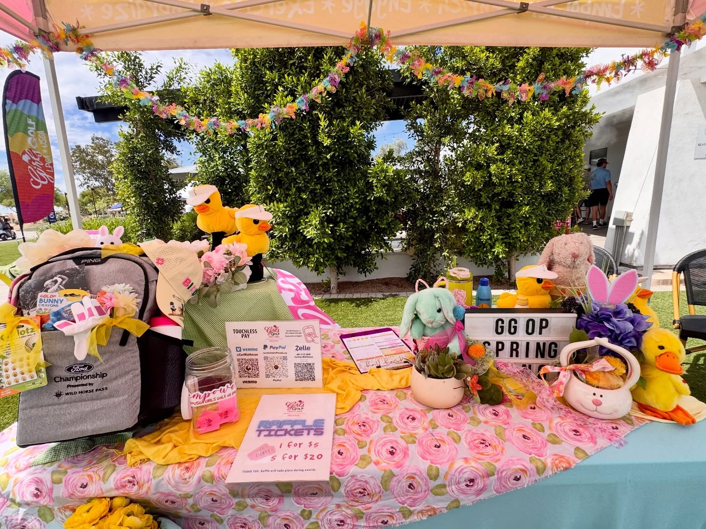 #GirlsGolfSpringFling 🌼🌷🌿 @las_colinas_golf_az 🐥🐣🐤 Award partner: @daphnesheadcovers