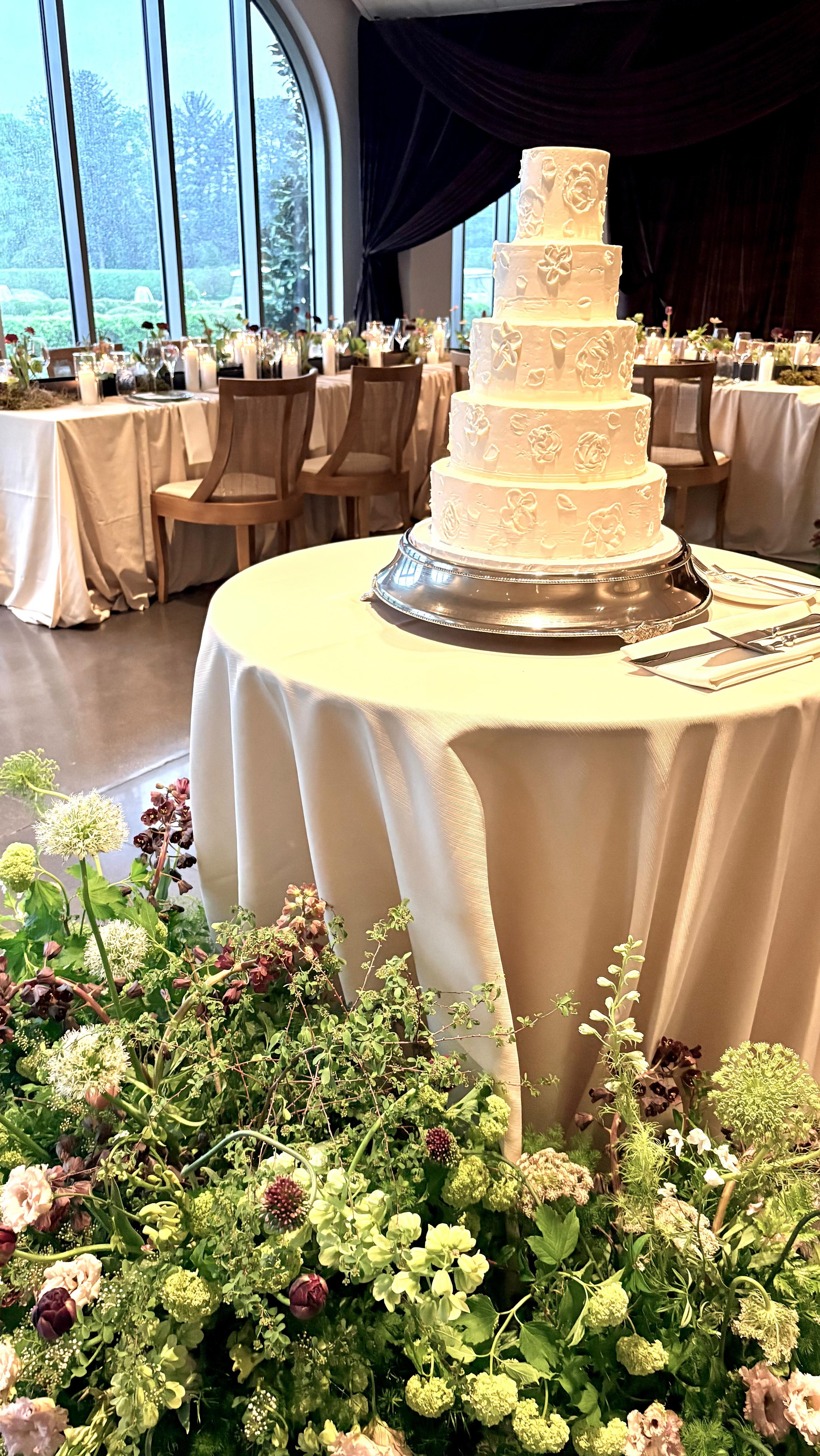 A great night was had at @longwoodgardens đ
Photography @jennyrodriguez.photo
Videography @visualrosefilms
Planning & Design @musaweddings
Hair and makeup @airhairandmakeup
Florist @gardenafloral
Band @strangers_bvtlive
Bakery @sparkdcreativepastry
Venue @longwoodgardens
Catering @restaurant_associates
Wedding Party Shuttle @acelimousine
Guest Transportation @sterlinglimoservice
Rentals bbjlinen @partyrentalltd
Draping & Lighting @shipleyenterprises