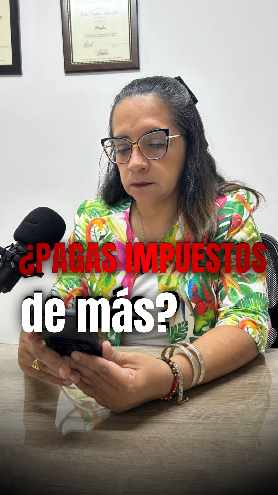 ✨ Ganar más debería darte tranquilidad… no dudas ni miedo a los impuestos.
Muchos independientes crecen en ingresos, pero nunca revisan cómo están estructurados, y ahí es donde empiezan los pagos innecesarios, los errores y las sorpresas que nadie quiere recibir después.
Porque el sistema no corrige por ti… cobra según lo que ve.
Y si no hay estrategia, terminas pagando de más sin darte cuenta.
💬 Te leo: ¿sientes que tus impuestos están claros o solo estás pagando esperando que todo esté bien?
#impuestos #contador #ugpp #impuestoscolombia #empresario