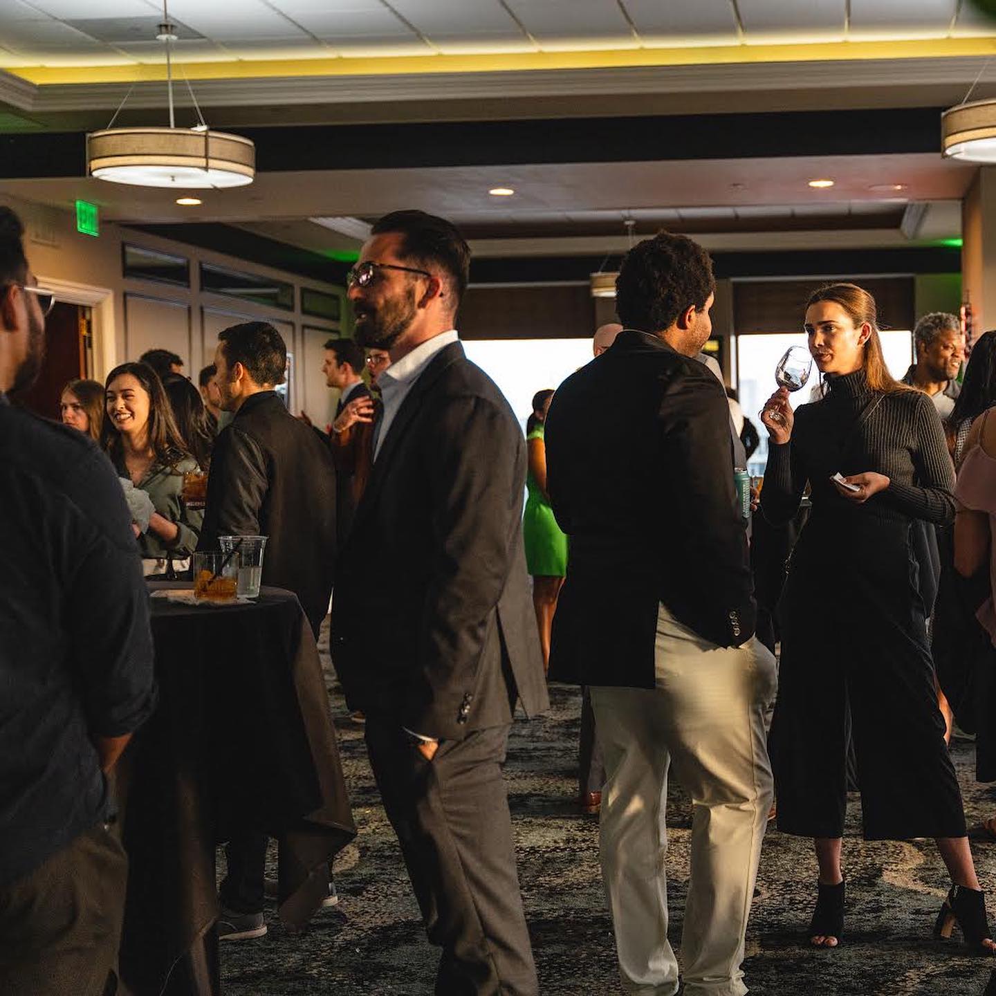 Big thank you to everyone who joined our Rooftop Mixer networking event last Thursday @theuniversityclubsd 🥂
Such a pleasure seeing so many new faces and connections being made 🤝
Thank you to our event sponsors Red Tree Realty @redtreerealty and Best Day Brewing @bestdaybrewing
Stay tuned for details on our next event on May 25 at @thepoolhousesd
Photo credit 📸 @stormiecaptures
Photos from the event are available online and can be accessed by logging into your YPNSD member account. Sign up at ypnsd.com/sign-up to get started today.
YPNSD | Young Professionals Network SD
.
.
.
#ypnsd
#networking
#youngprofessionalsnetwork
#theuniversityclubsandiego
#sandiegonetworking
#sandiegobusiness
#sandiegoevents
#professionalnetworking
#downtownsandiego
#businessnetworking