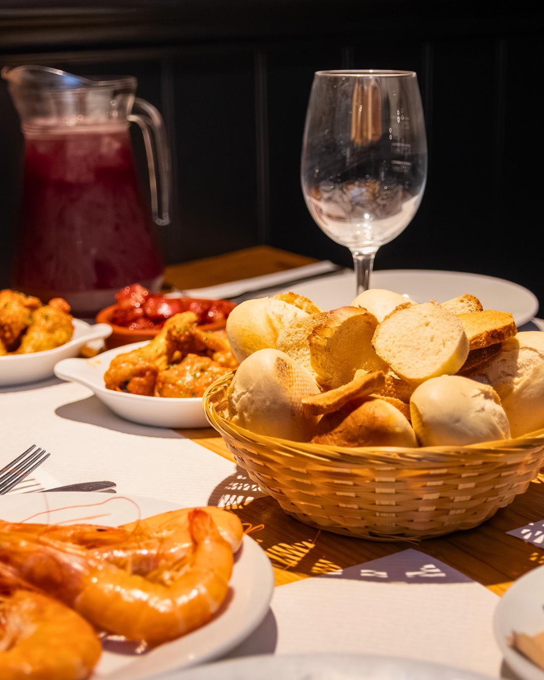 If you know, you know. 🤫
While everyone else is scrolling for somewhere to eat, Cheers regulars are already sat down with a jug of sangria, a basket of bread, and a slab of hot stone heading their way.
You get your steak raw. You cook it yourself. The stone does the work — over 300°C of heat, a perfect sear, and that sound when the meat hits? Unmatched.
Prawns, chouriço, garlic mushrooms on the side. This isn't your average midweek dinner. This is Cheers Thetford.
📍 Cheers Thetford
📲 Book your table — link in bio