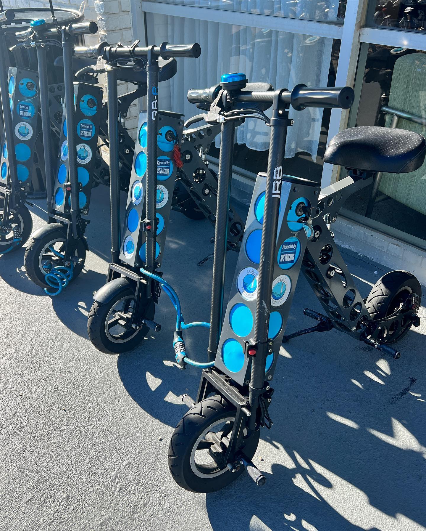 Happy Labor Day weekend from all of us at Coast Provincetown! We’re ready for a sold out weekend ! Our beach cruisers , electric fat tire bikes, and scooters can be found by downloading the Movatic app !